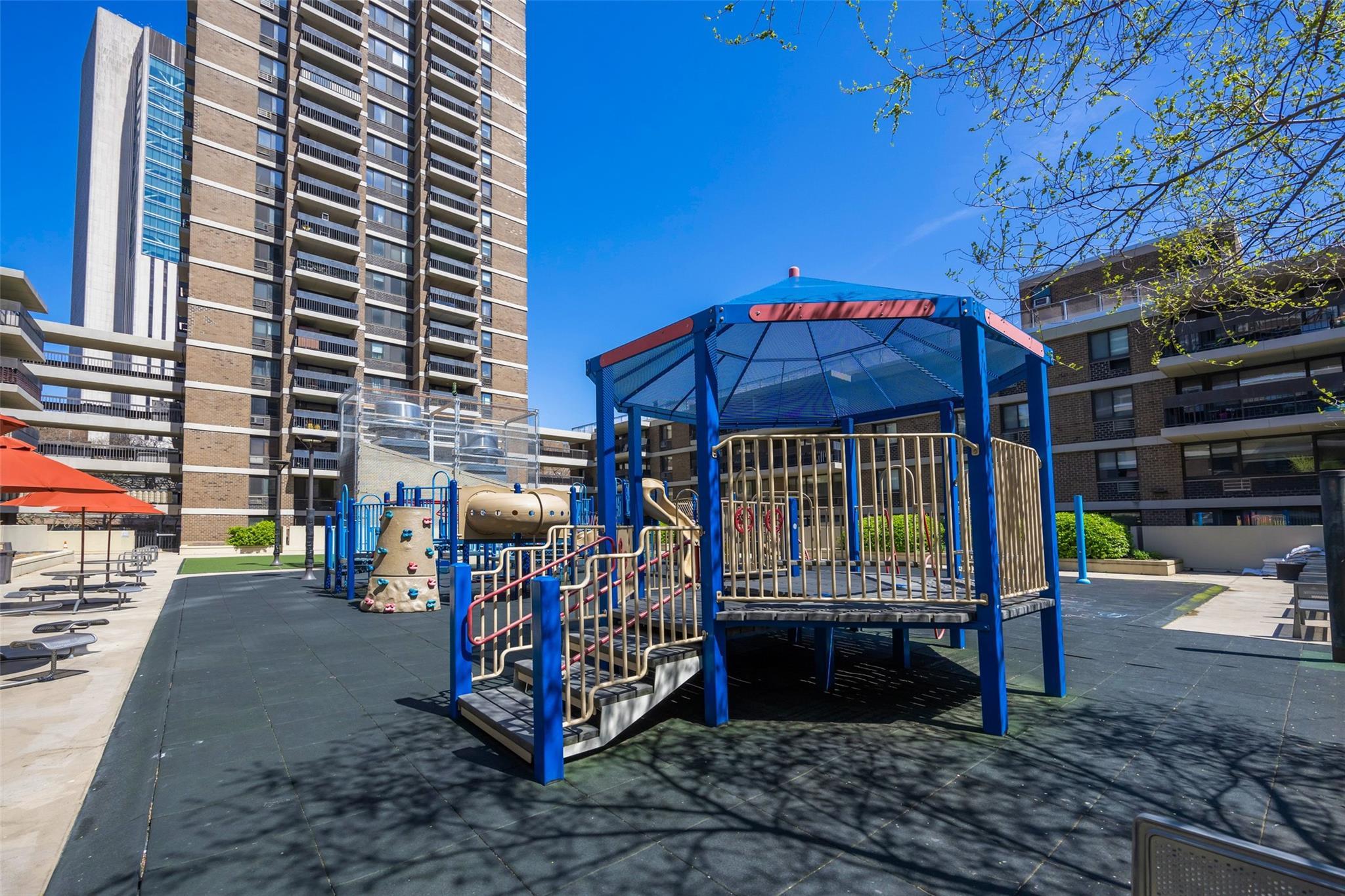 Coop Pearl  Manhattan, NY 10038, MLS-829590-14