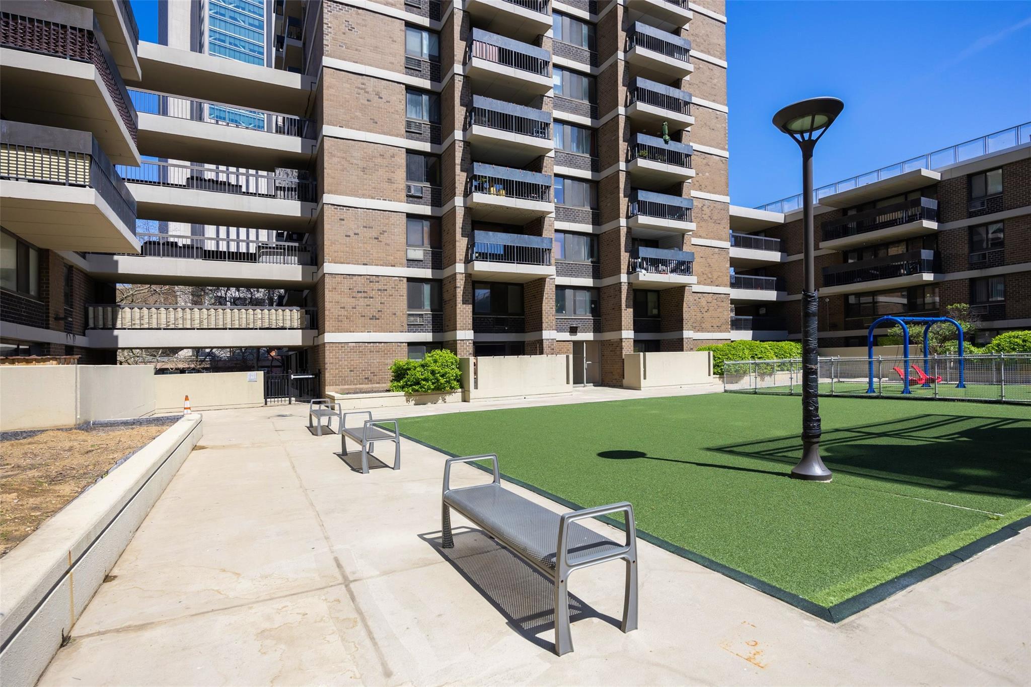 Coop Pearl  Manhattan, NY 10038, MLS-829590-18