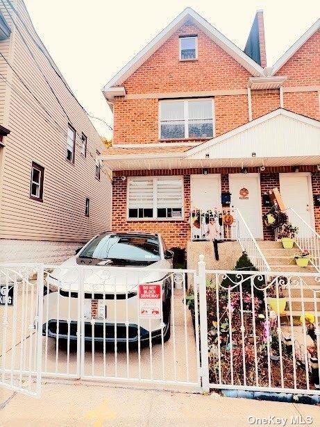 Single Family Remsen  Queens, NY 11378, MLS-829689-2