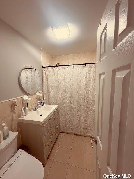 Single Family Remsen  Queens, NY 11378, MLS-829689-25