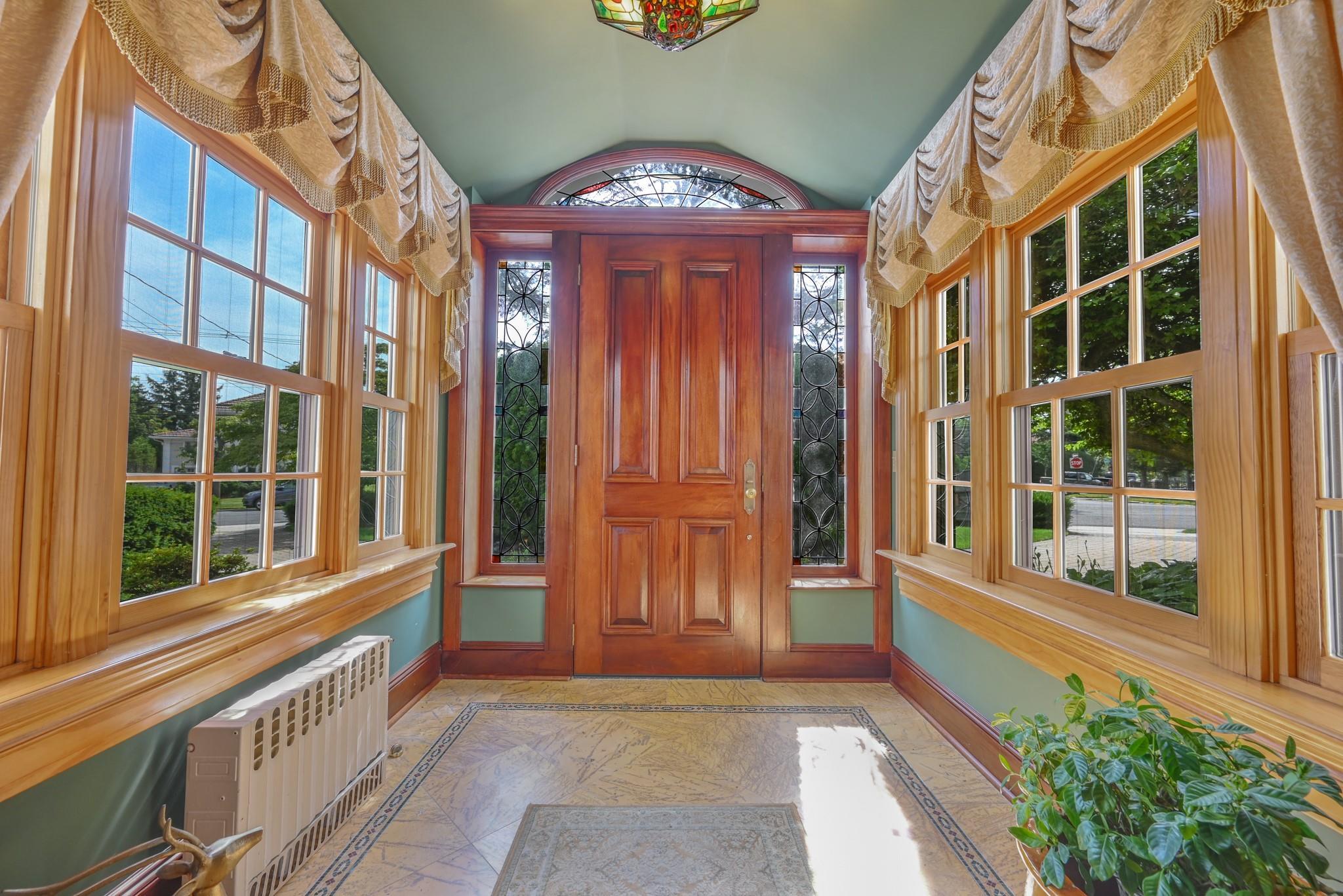 Single Family Browvale  Queens, NY 11362, MLS-829745-8