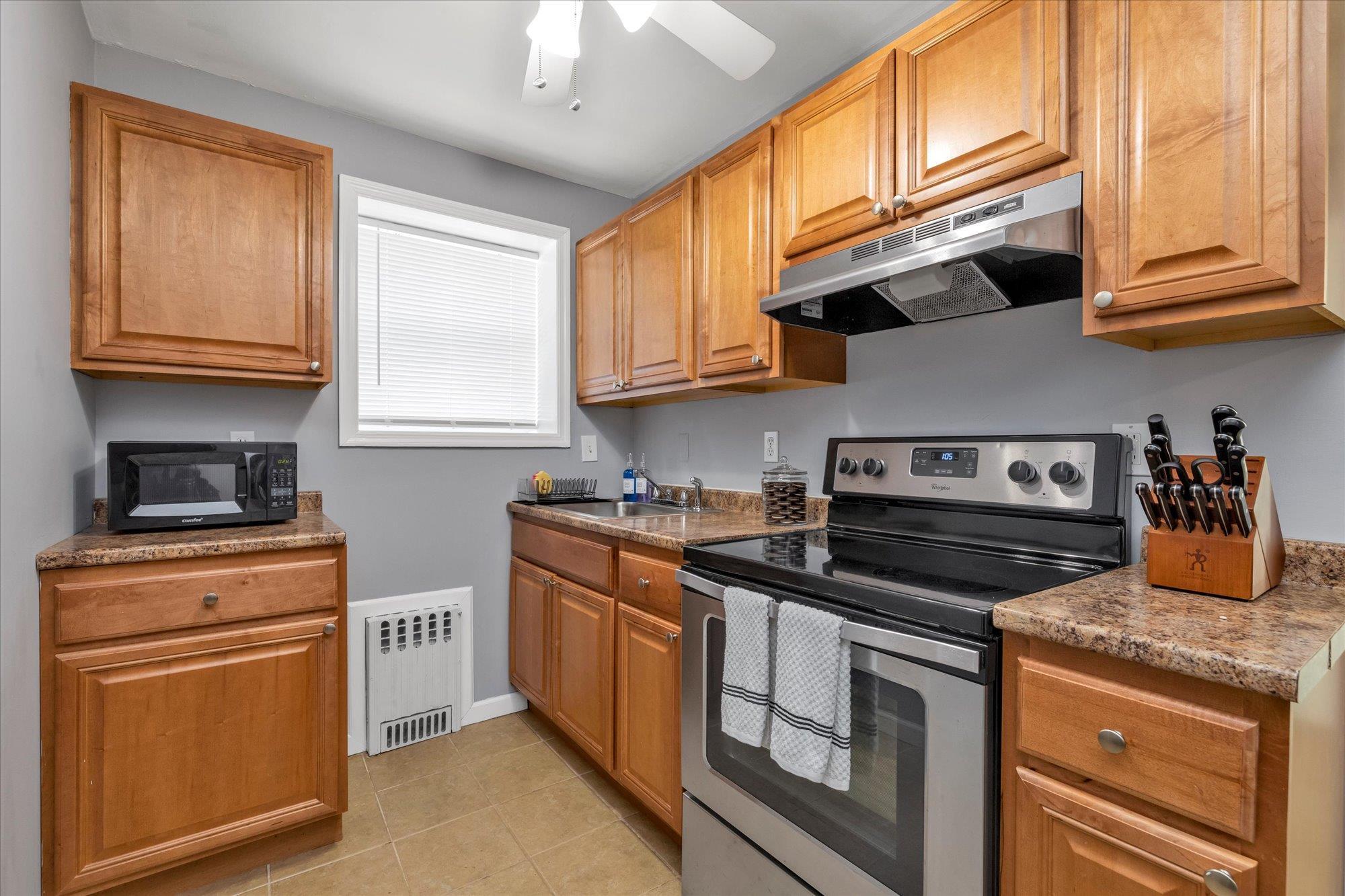 Single Family Marinor  Nassau County, NY 11783, MLS-829797-12