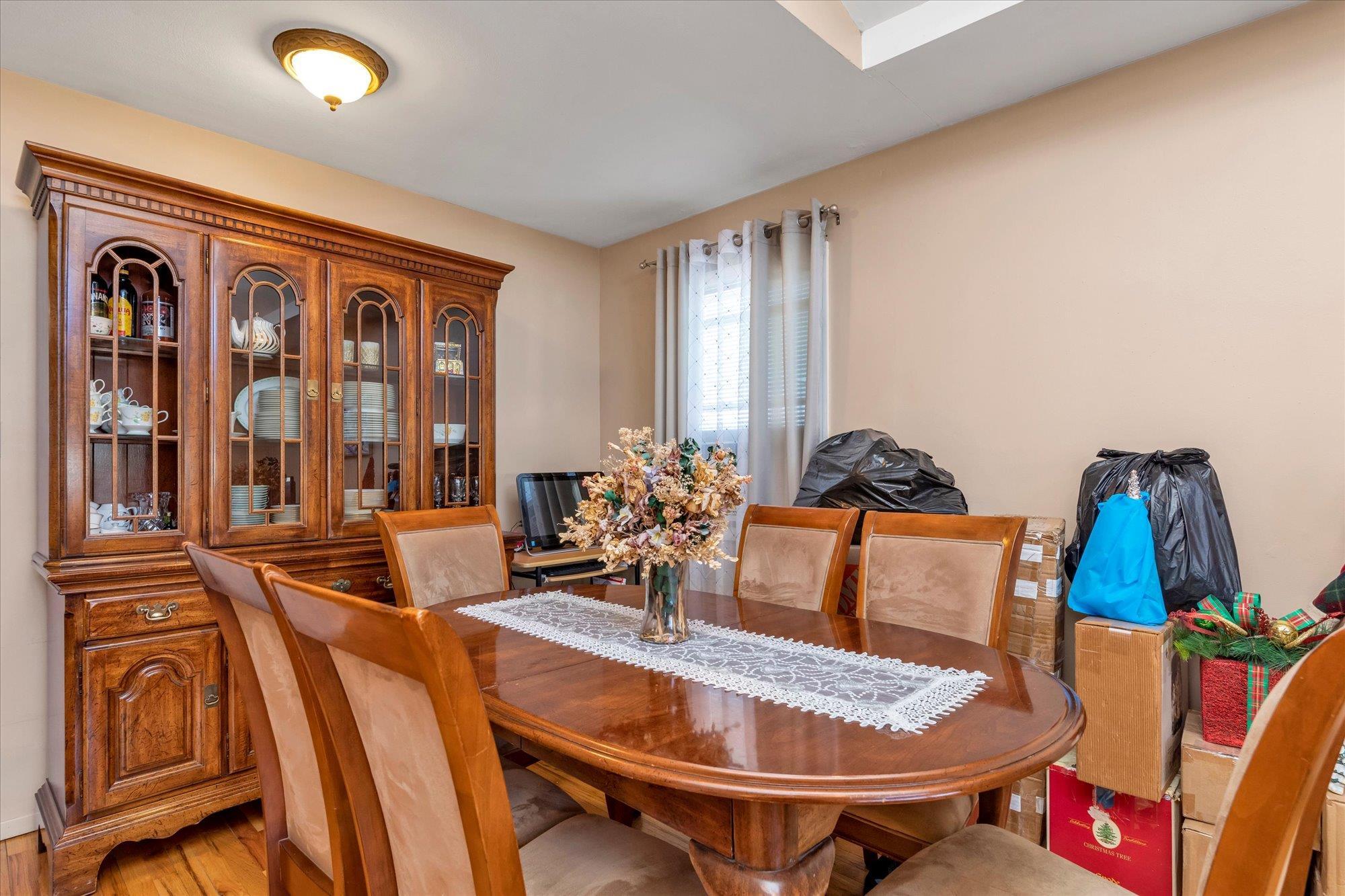 Single Family Marinor  Nassau County, NY 11783, MLS-829797-8