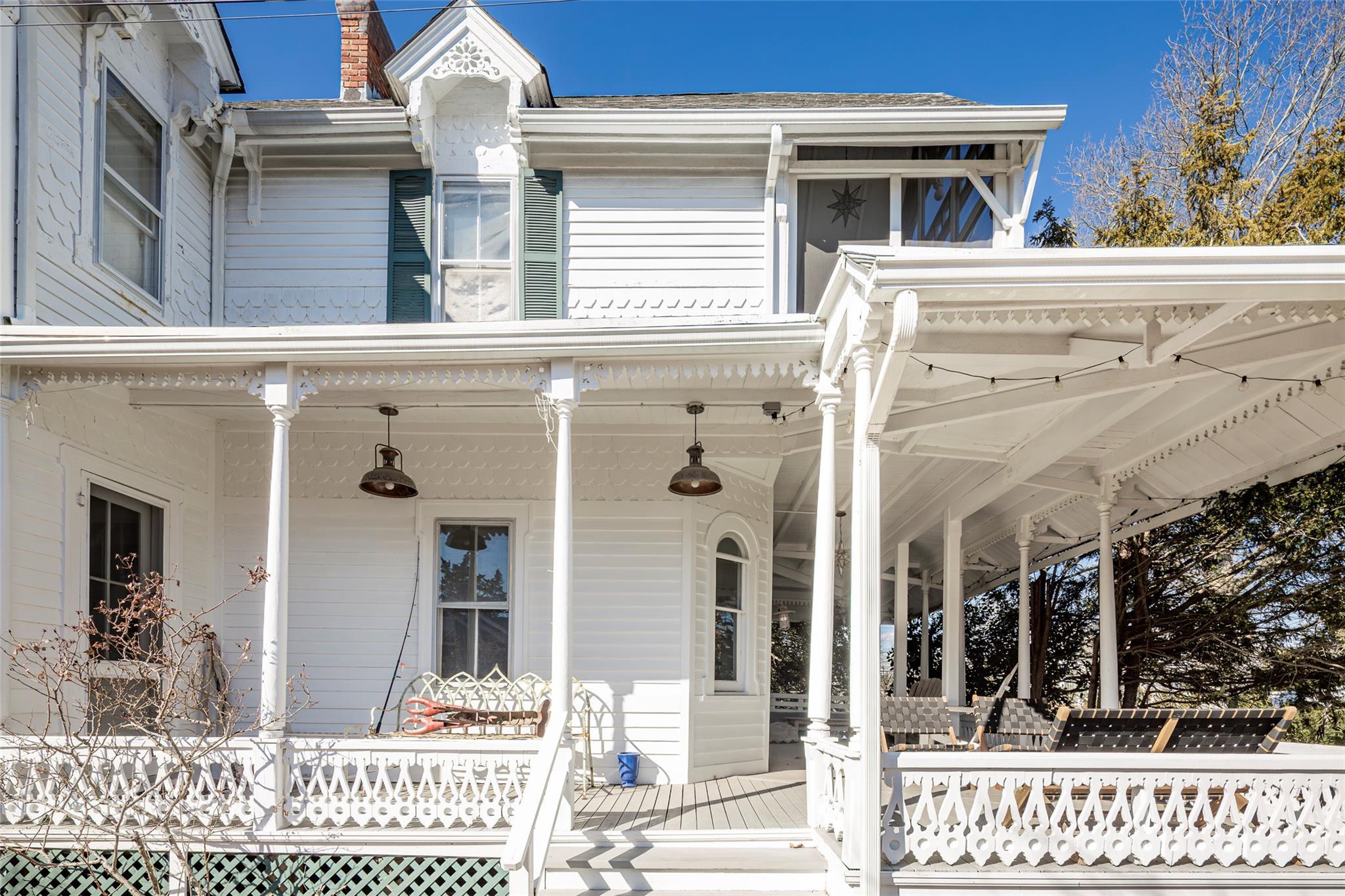 Single Family Grand Ave And 20 Spring Garden Ave  Suffolk County, NY 11965, MLS-829868-33