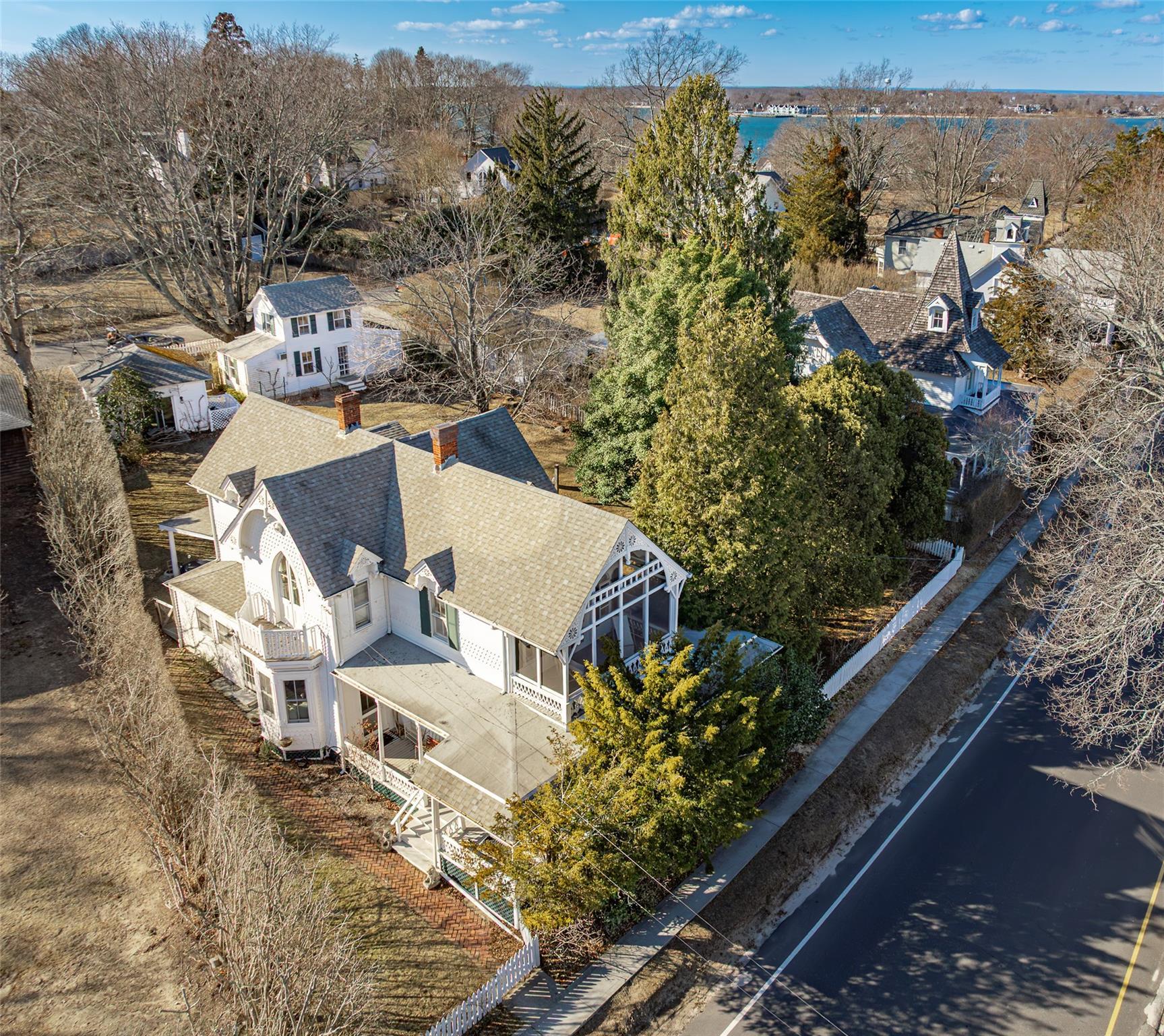 Single Family Grand Ave And 20 Spring Garden Ave  Suffolk County, NY 11965, MLS-829868-4