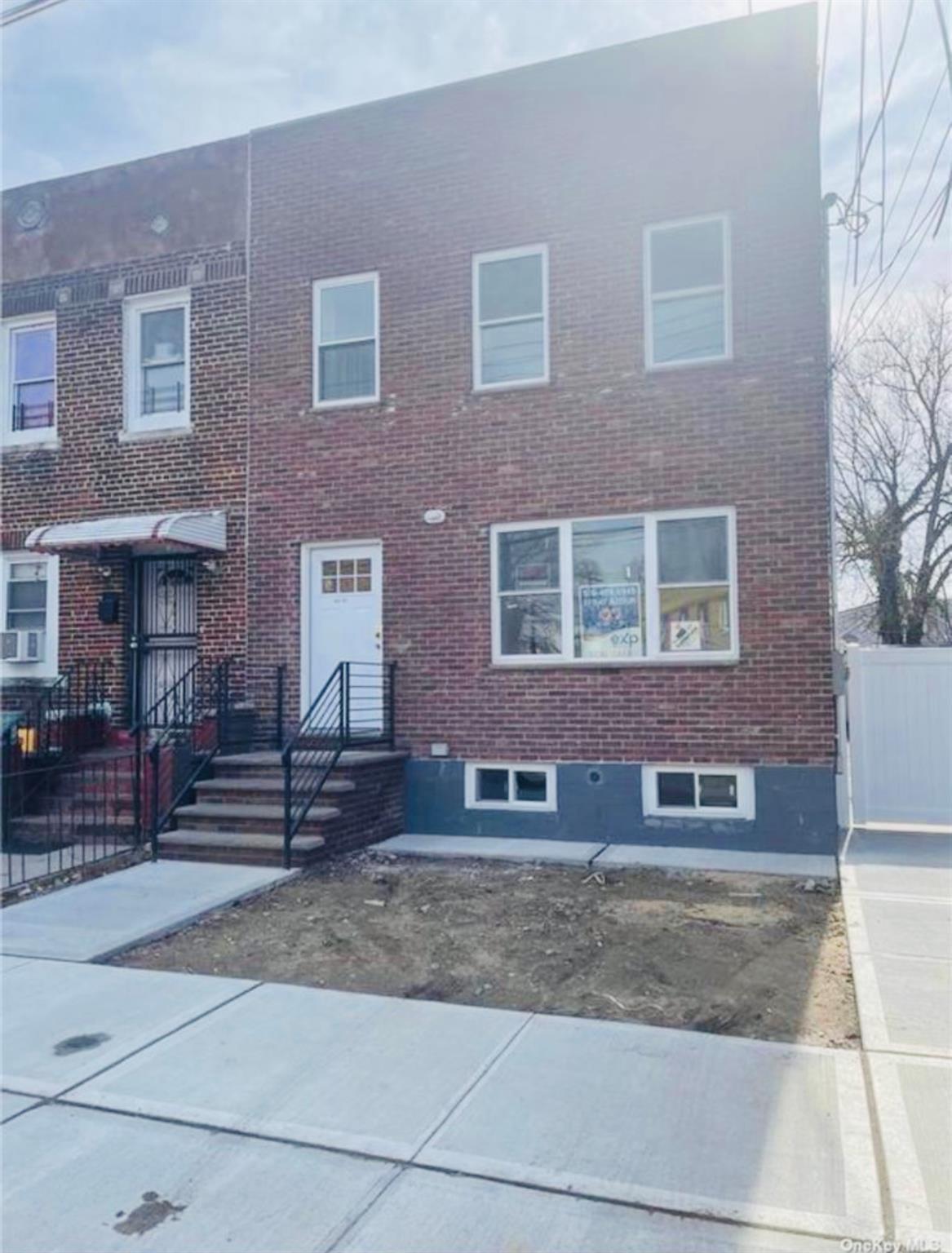Single Family Ruscoe St  Queens, NY 11433, MLS-829882-9
