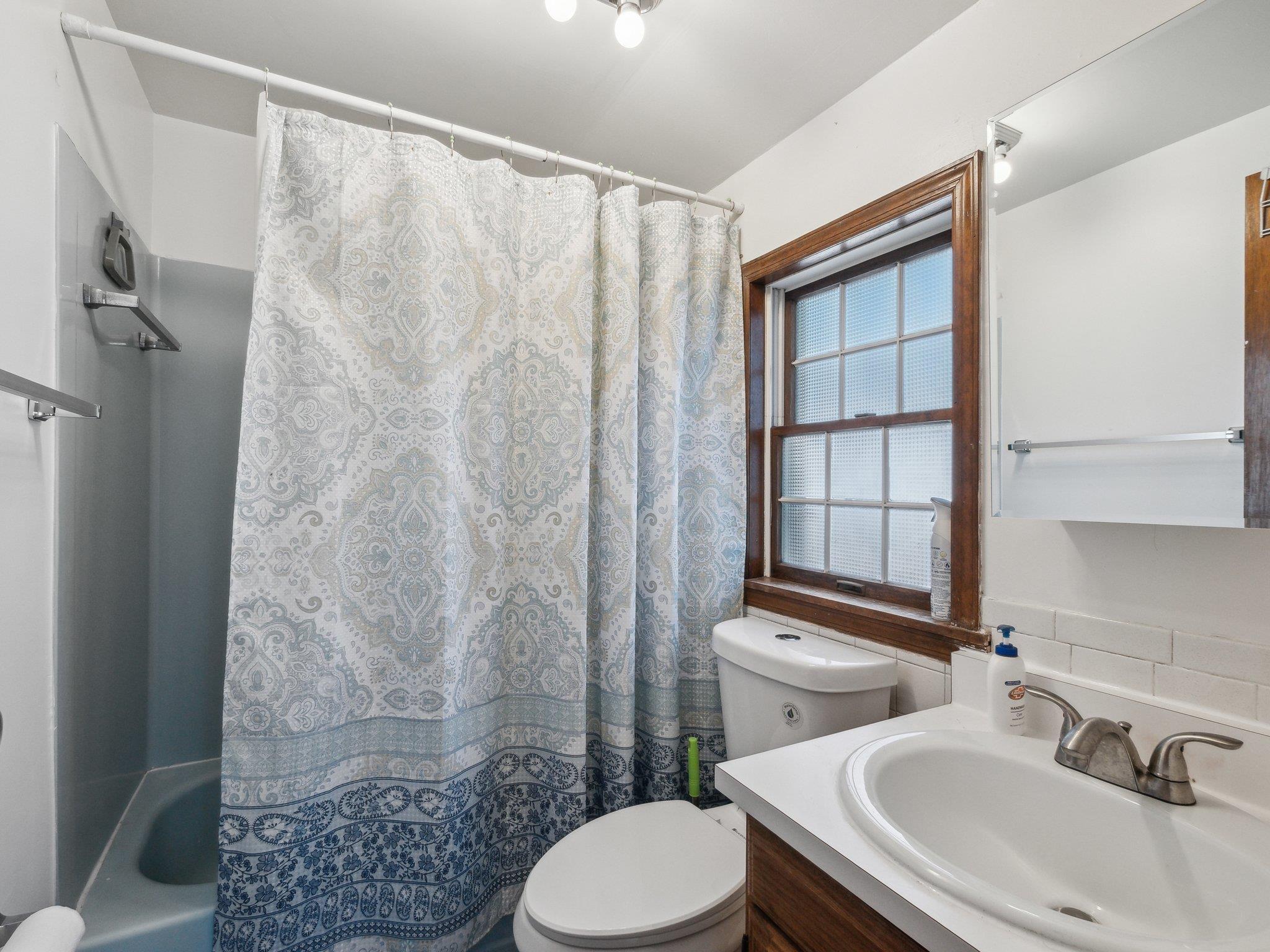 Single Family Herman  Nassau County, NY 11010, MLS-829887-30