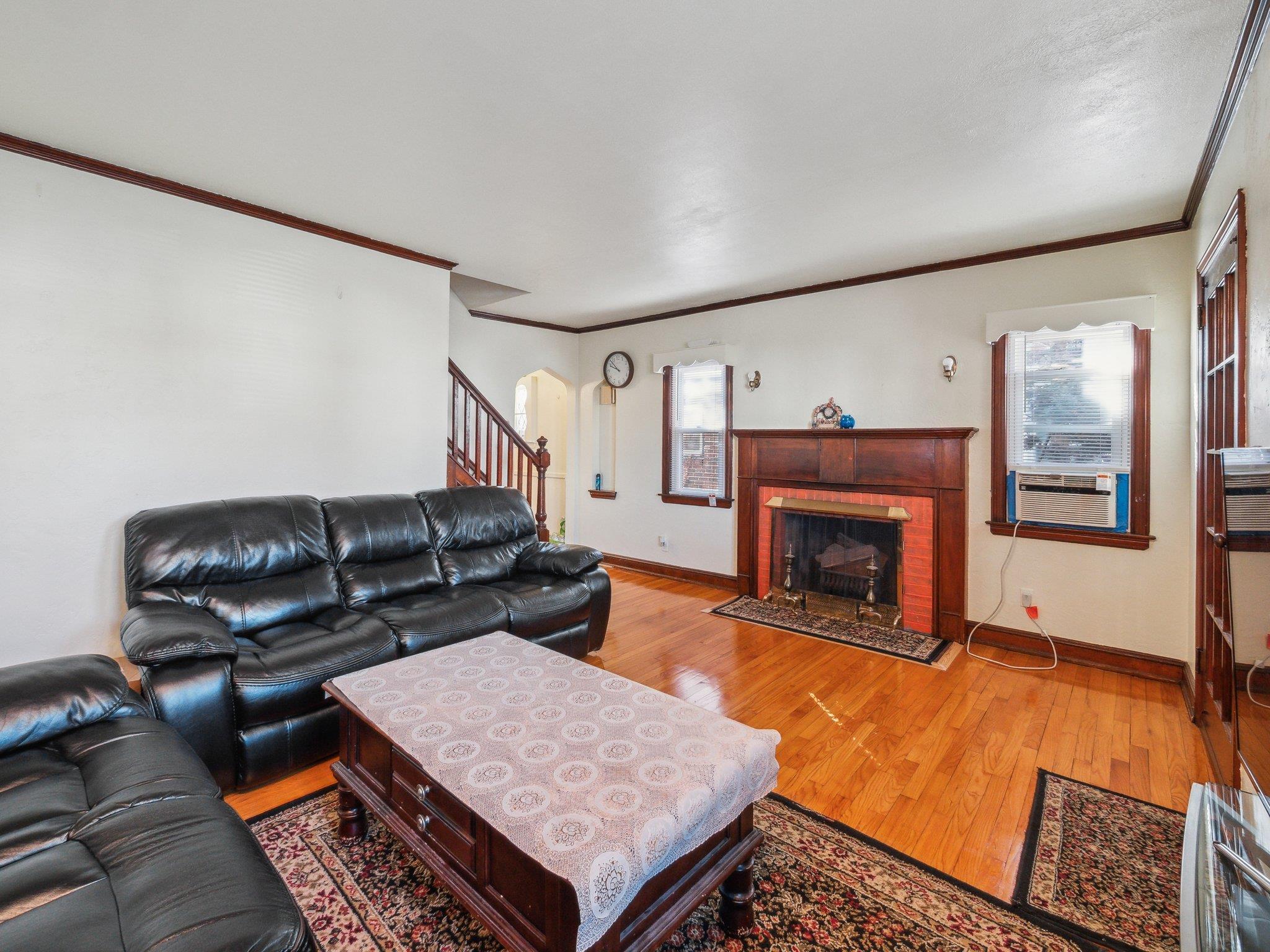 Single Family Herman  Nassau County, NY 11010, MLS-829887-4