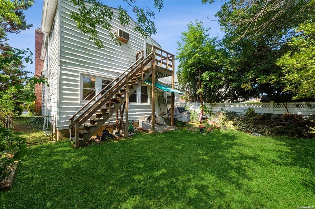 Single Family Herman  Nassau County, NY 11010, MLS-829887-44