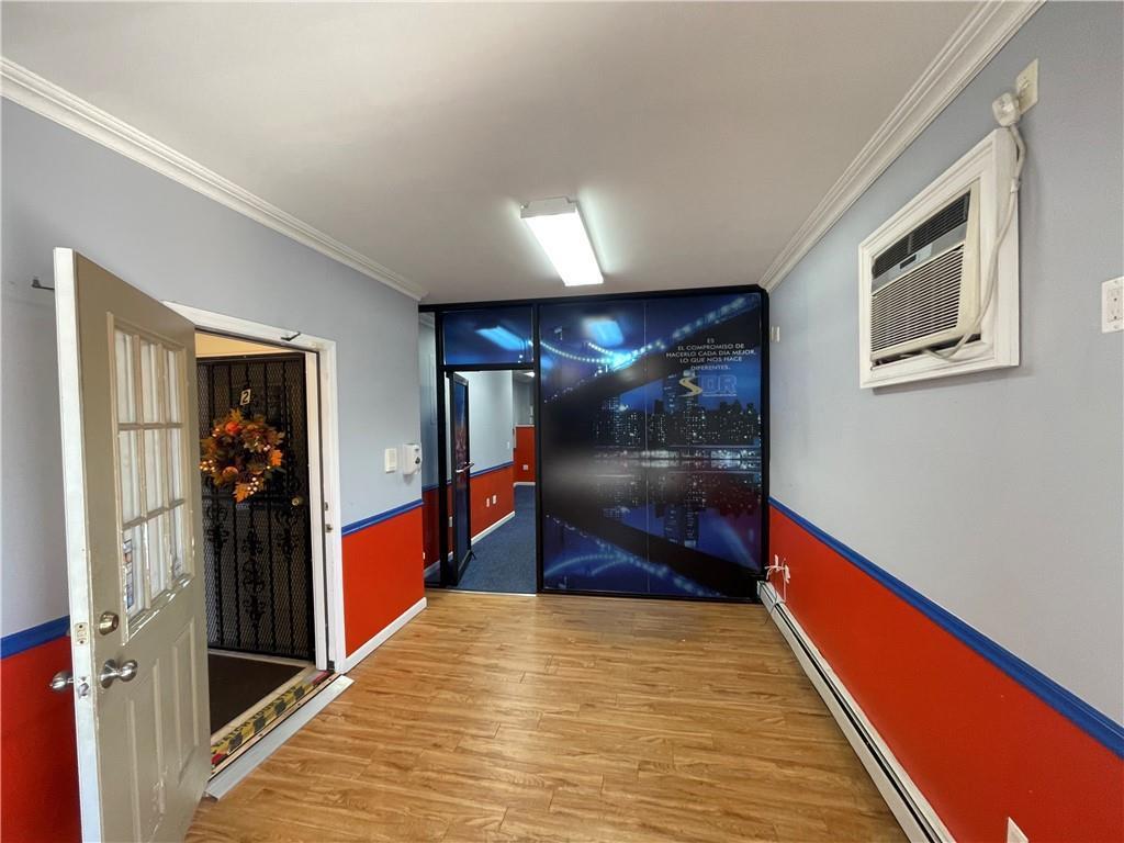 Commercial Lease Tremont  Bronx, NY 10465, MLS-829922-2