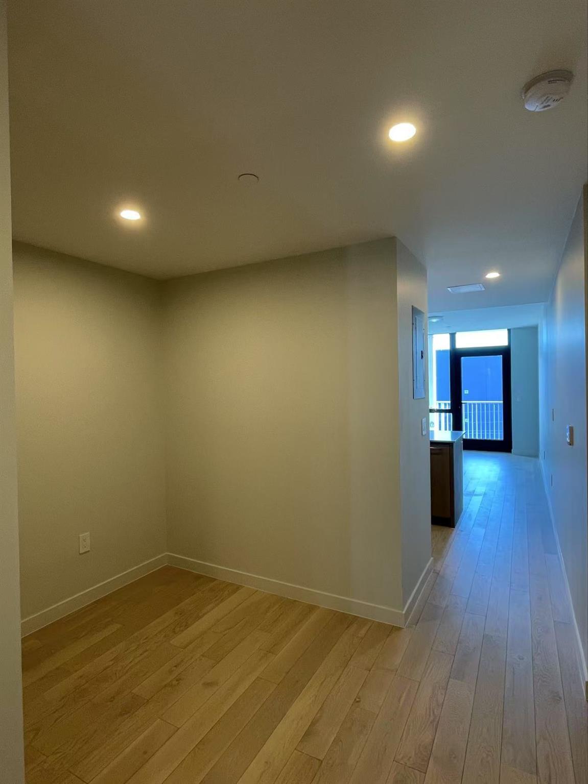 Apartment 40  Queens, NY 11354, MLS-829926-20