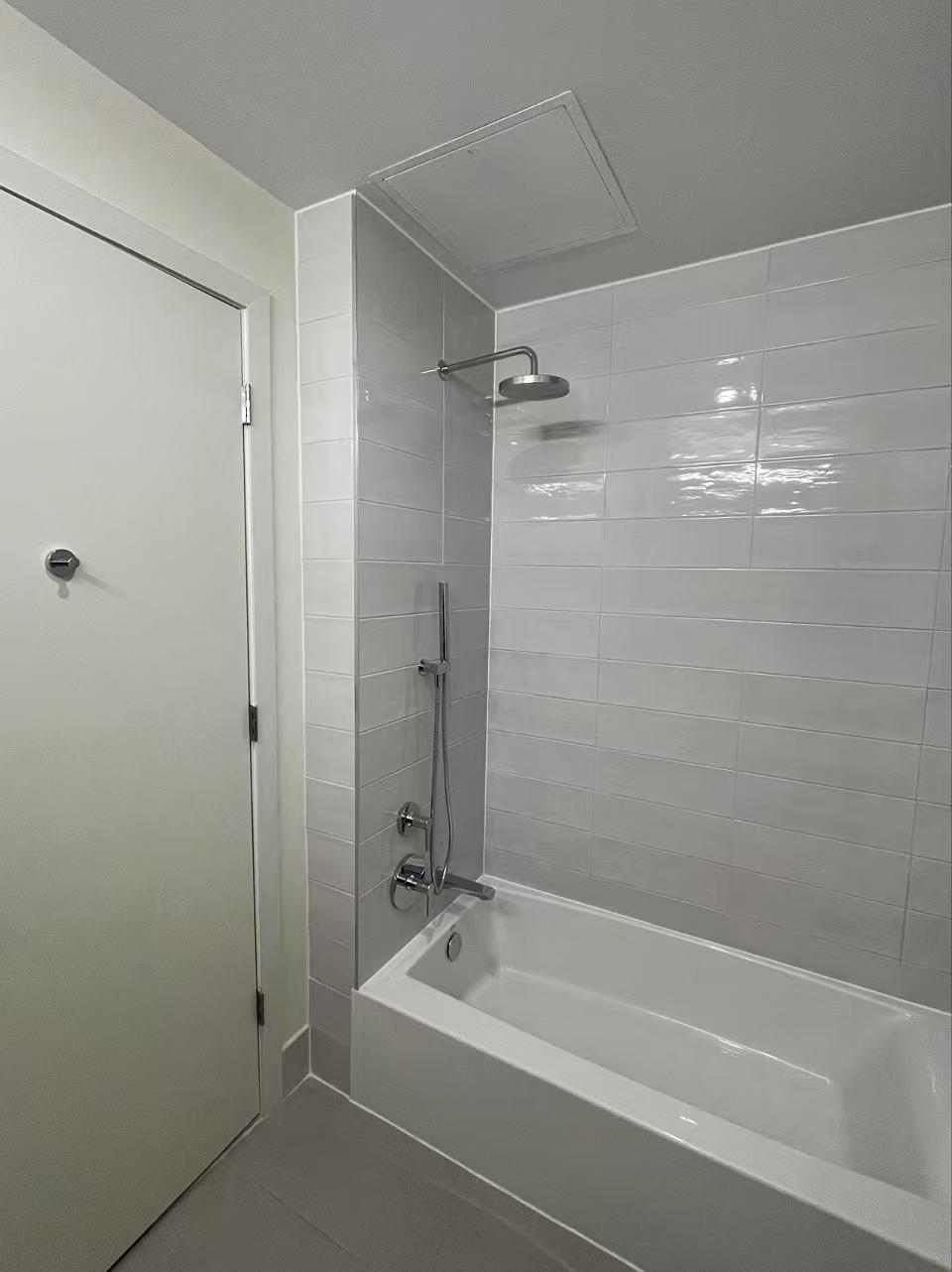 Apartment 40  Queens, NY 11354, MLS-829926-24