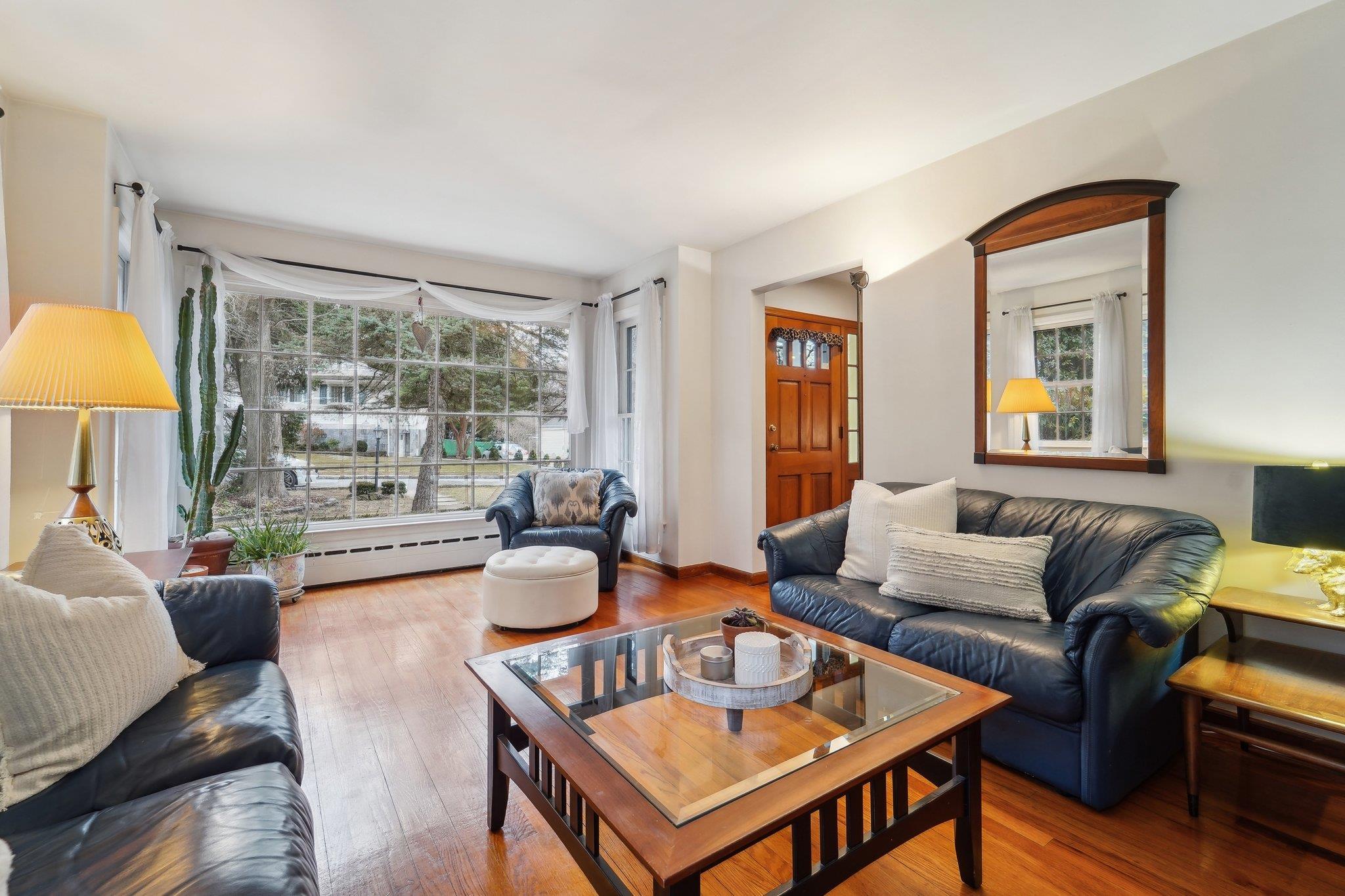 Single Family Wayside  Westchester County, NY 10607, MLS-830020-3