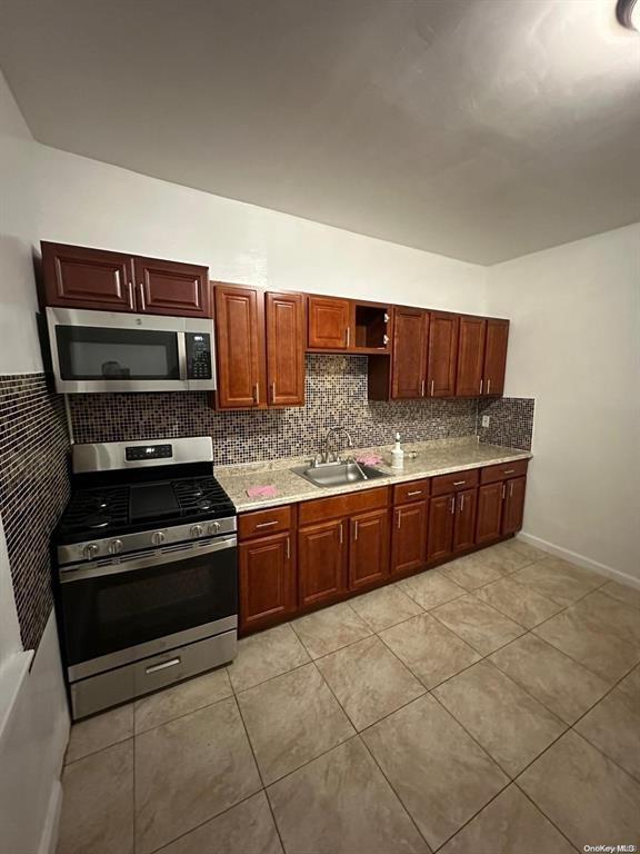 Apartment 96th  Brooklyn, NY 11212, MLS-830032-7
