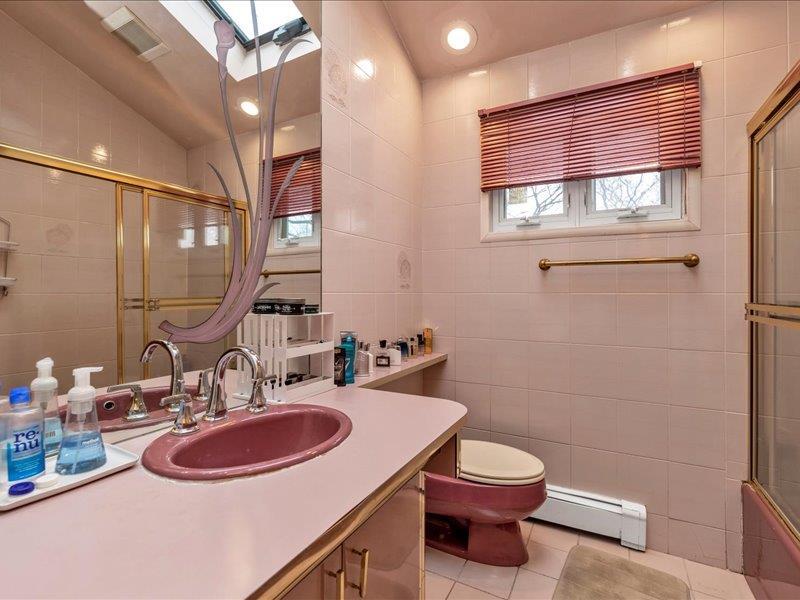 Single Family Berne  Nassau County, NY 11793, MLS-830076-22