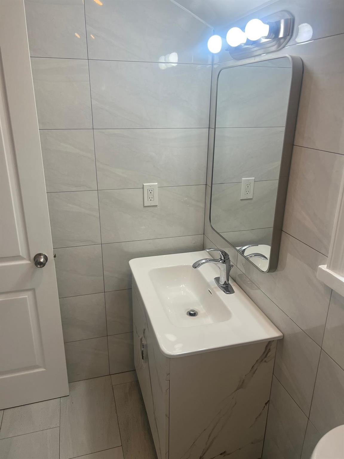 Single Family Wissman  Bronx, NY 10465, MLS-830094-9