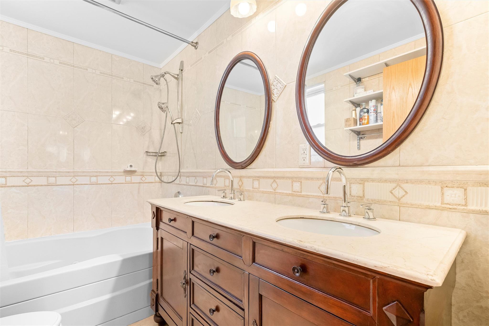 Single Family Turneur  Bronx, NY 10473, MLS-830109-16