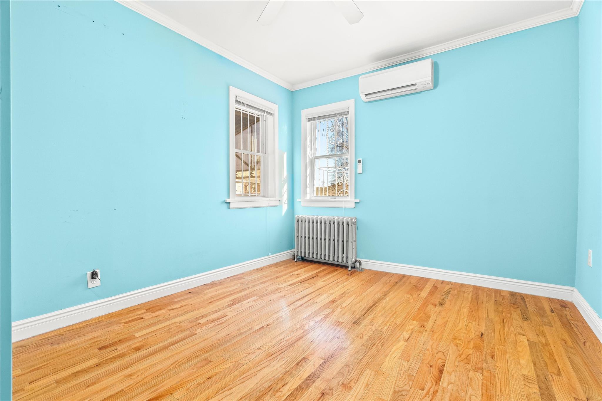 Single Family Turneur  Bronx, NY 10473, MLS-830109-18