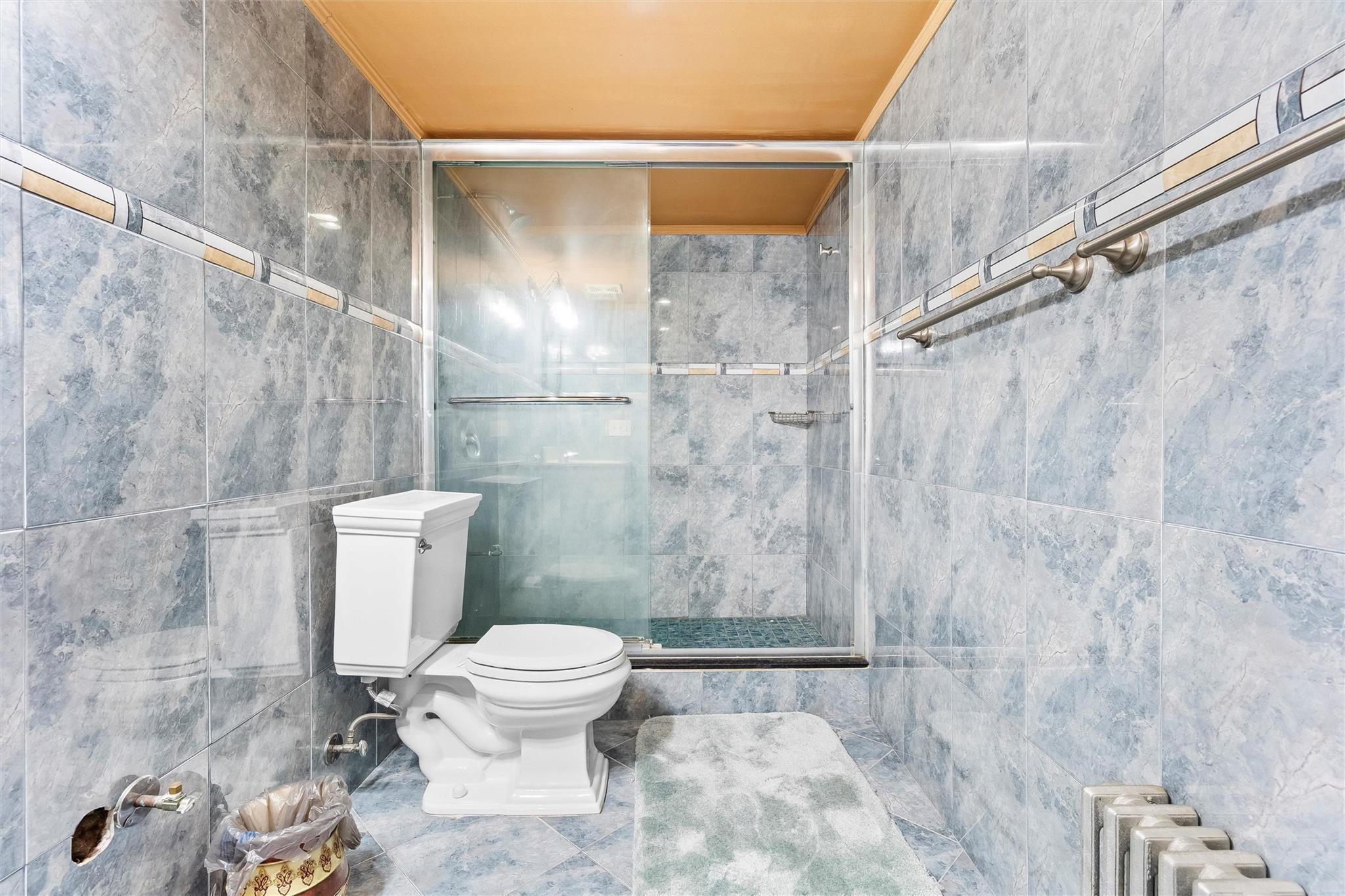 Single Family Turneur  Bronx, NY 10473, MLS-830109-36