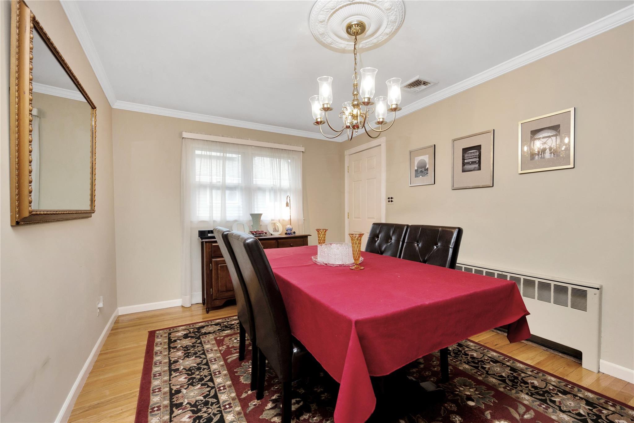 Single Family Oxford  Nassau County, NY 11758, MLS-830166-8