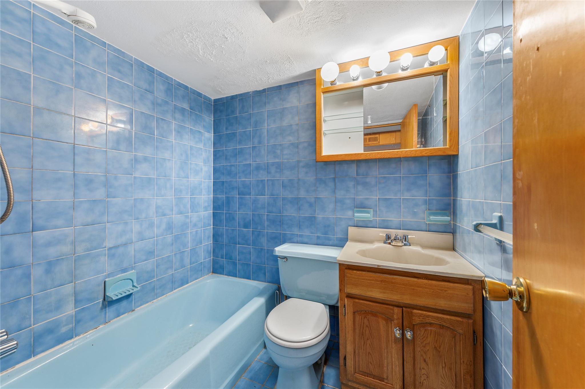Single Family 30th  Queens, NY 11103, MLS-830184-15