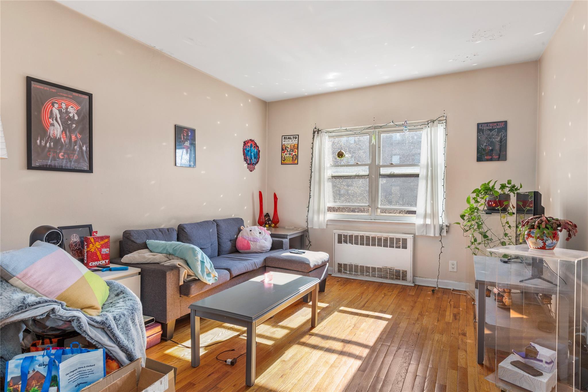 Single Family 30th  Queens, NY 11103, MLS-830184-4