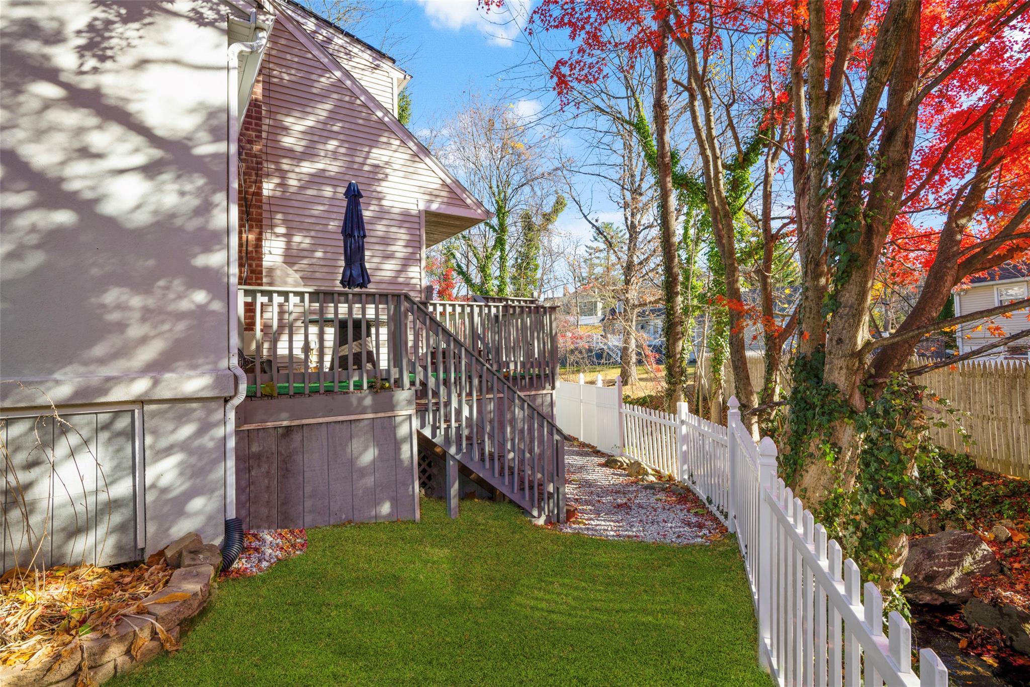 Single Family Old Wilmot  Westchester County, NY 10583, MLS-830216-27