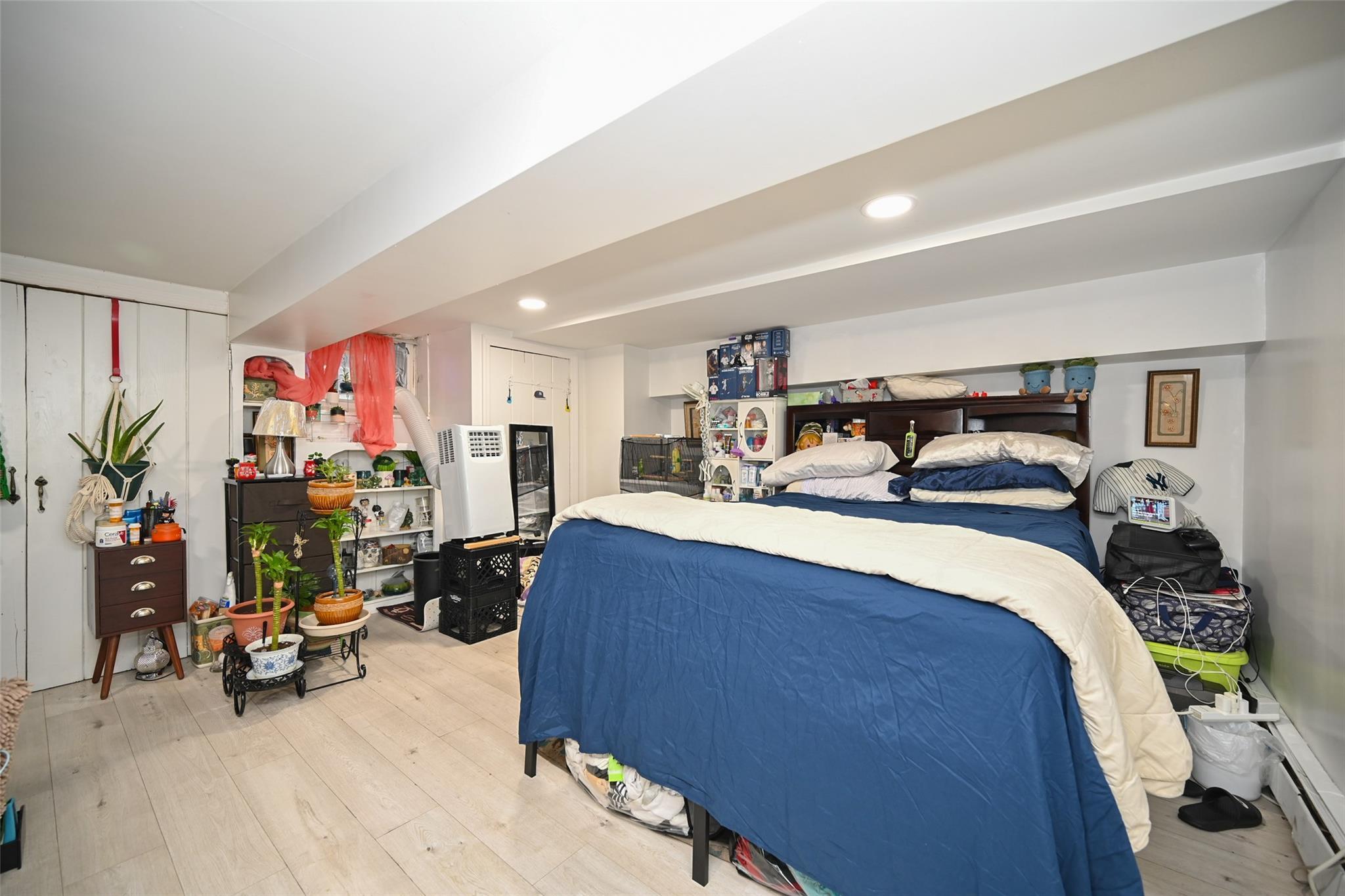 Single Family 84  Queens, NY 11432, MLS-830229-22