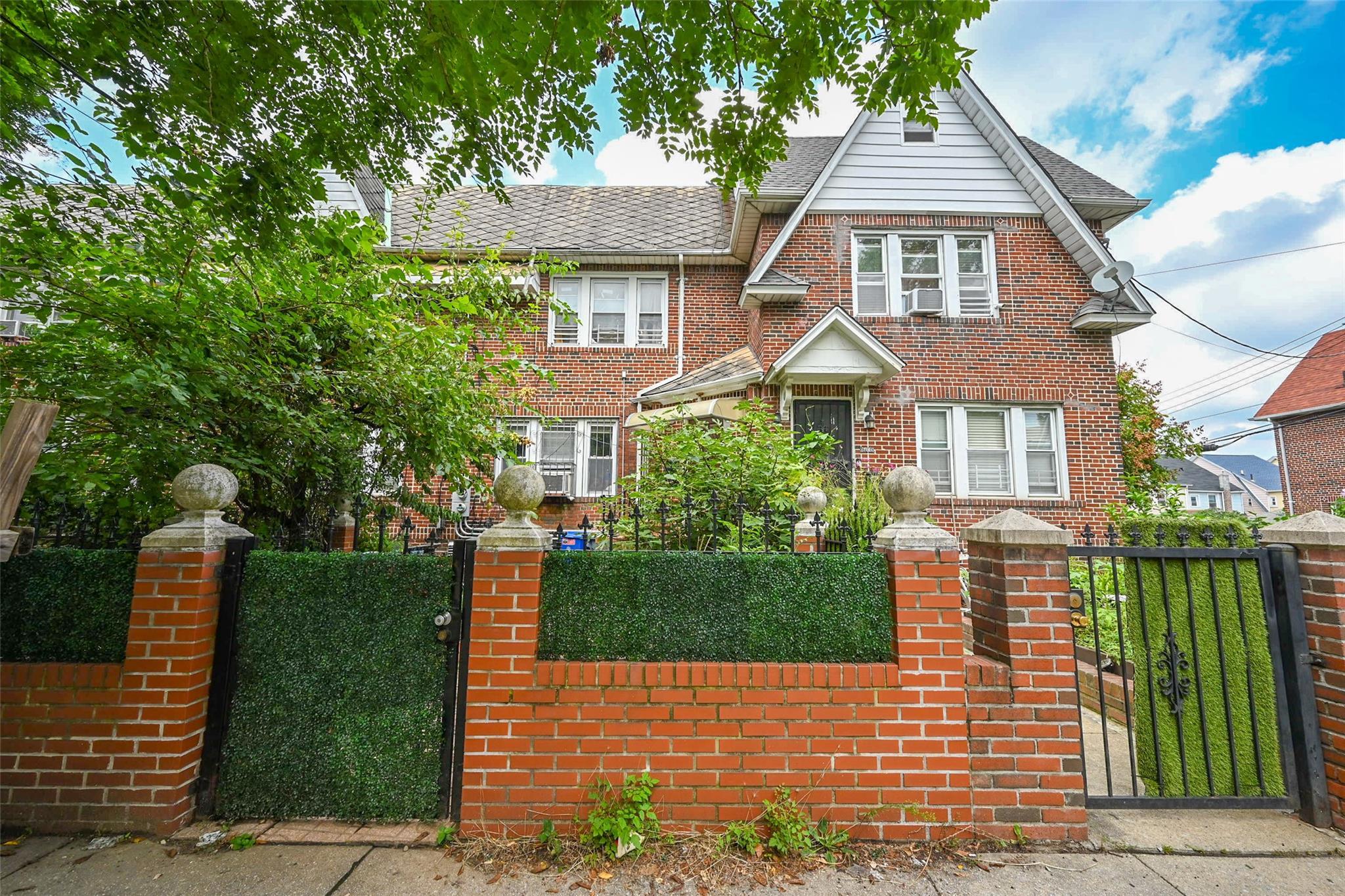 Single Family 84  Queens, NY 11432, MLS-830229-3