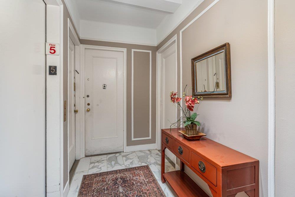 Coop Riverside  Manhattan, NY 10024, MLS-830237-19