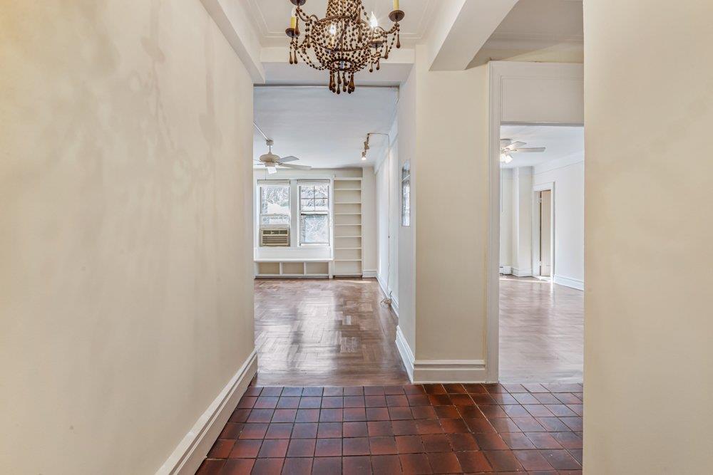 Coop Riverside  Manhattan, NY 10024, MLS-830237-2