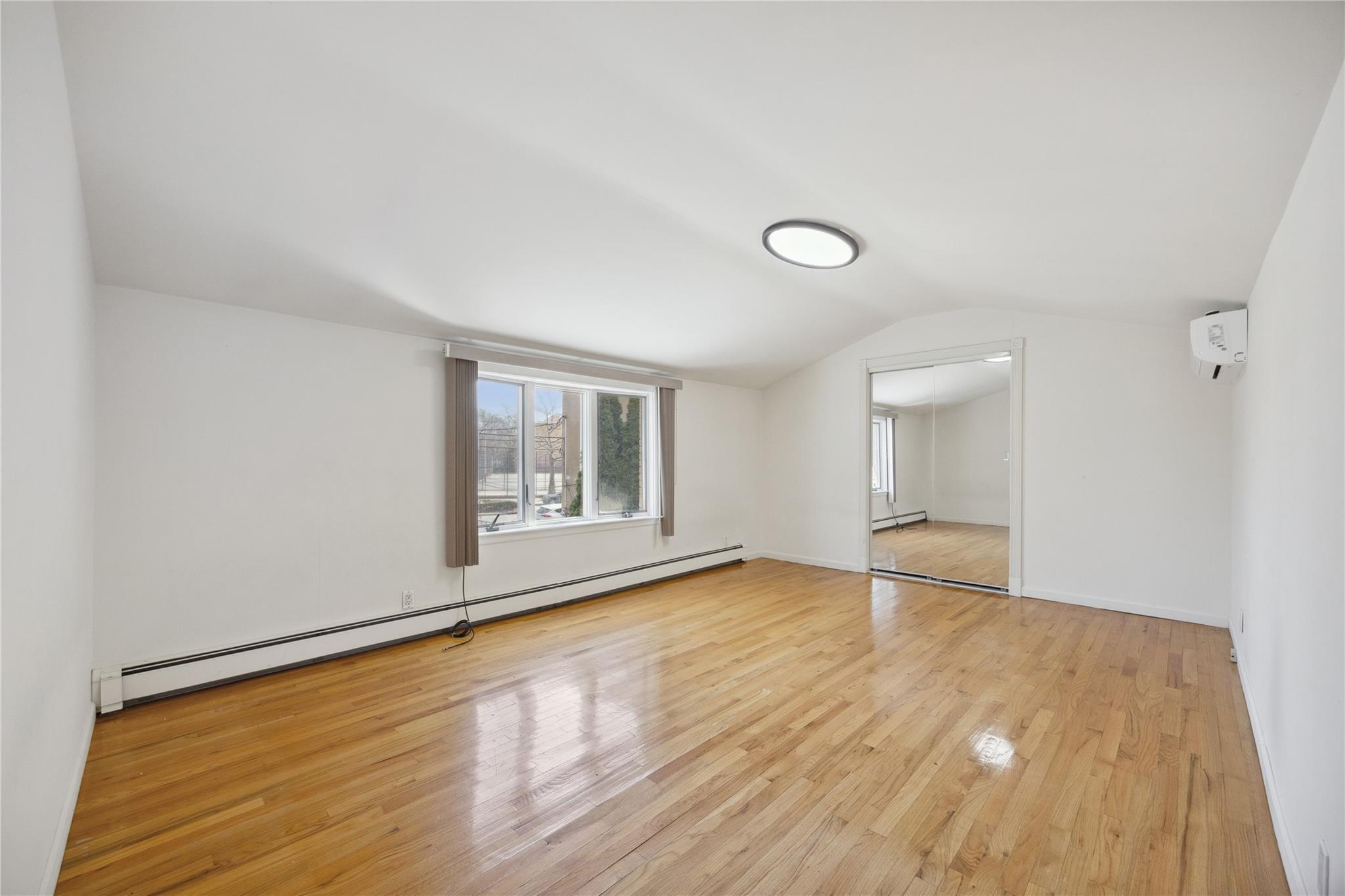 Single Family Clintonville  Queens, NY 11357, MLS-830238-17