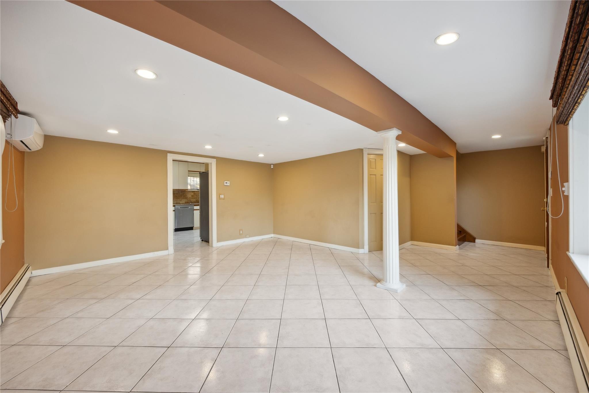 Single Family Clintonville  Queens, NY 11357, MLS-830238-5