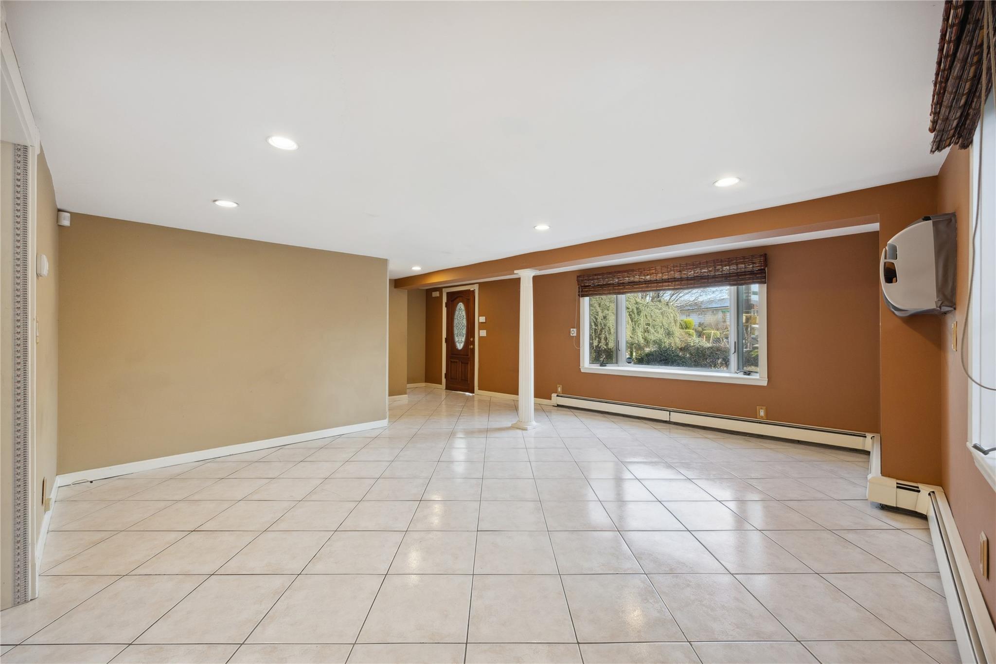 Single Family Clintonville  Queens, NY 11357, MLS-830238-6
