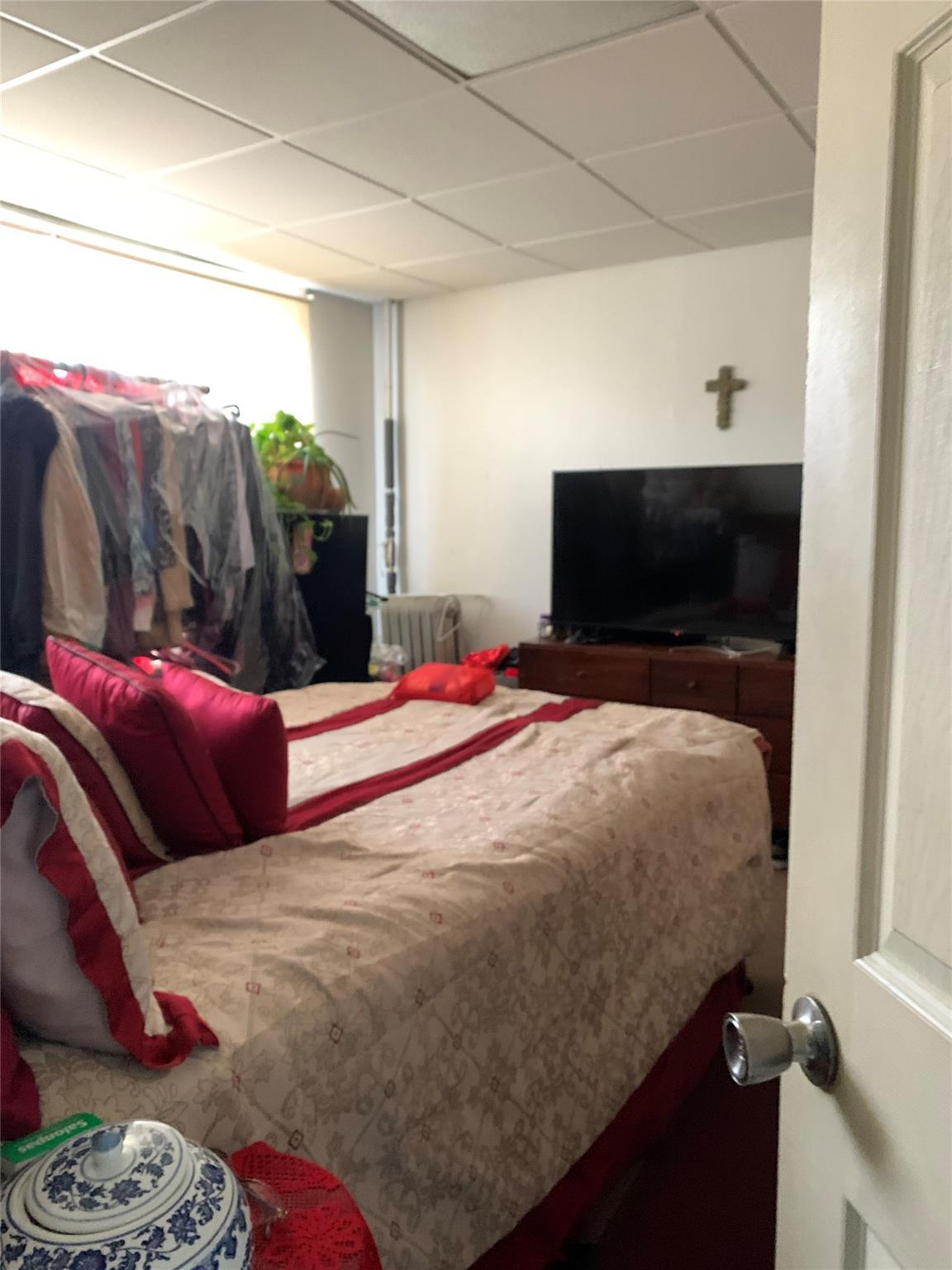 Single Family 33  Brooklyn, NY 11234, MLS-830323-2
