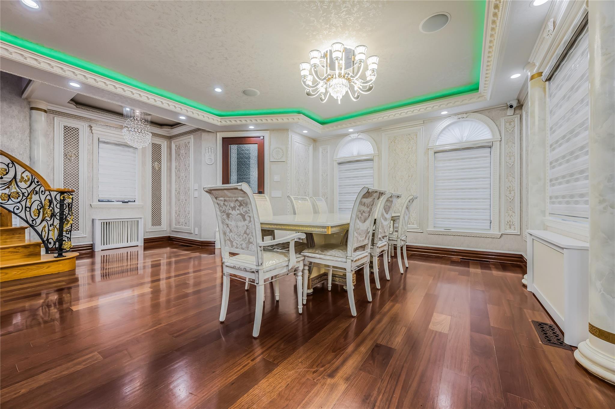 Single Family 180  Queens, NY 11365, MLS-830347-4