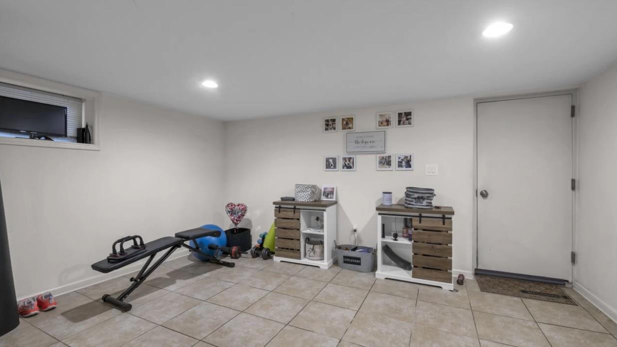 Single Family 149th  Queens, NY 11357, MLS-830351-22
