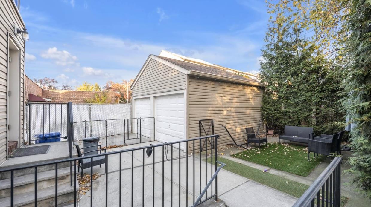 Single Family 149th  Queens, NY 11357, MLS-830351-26