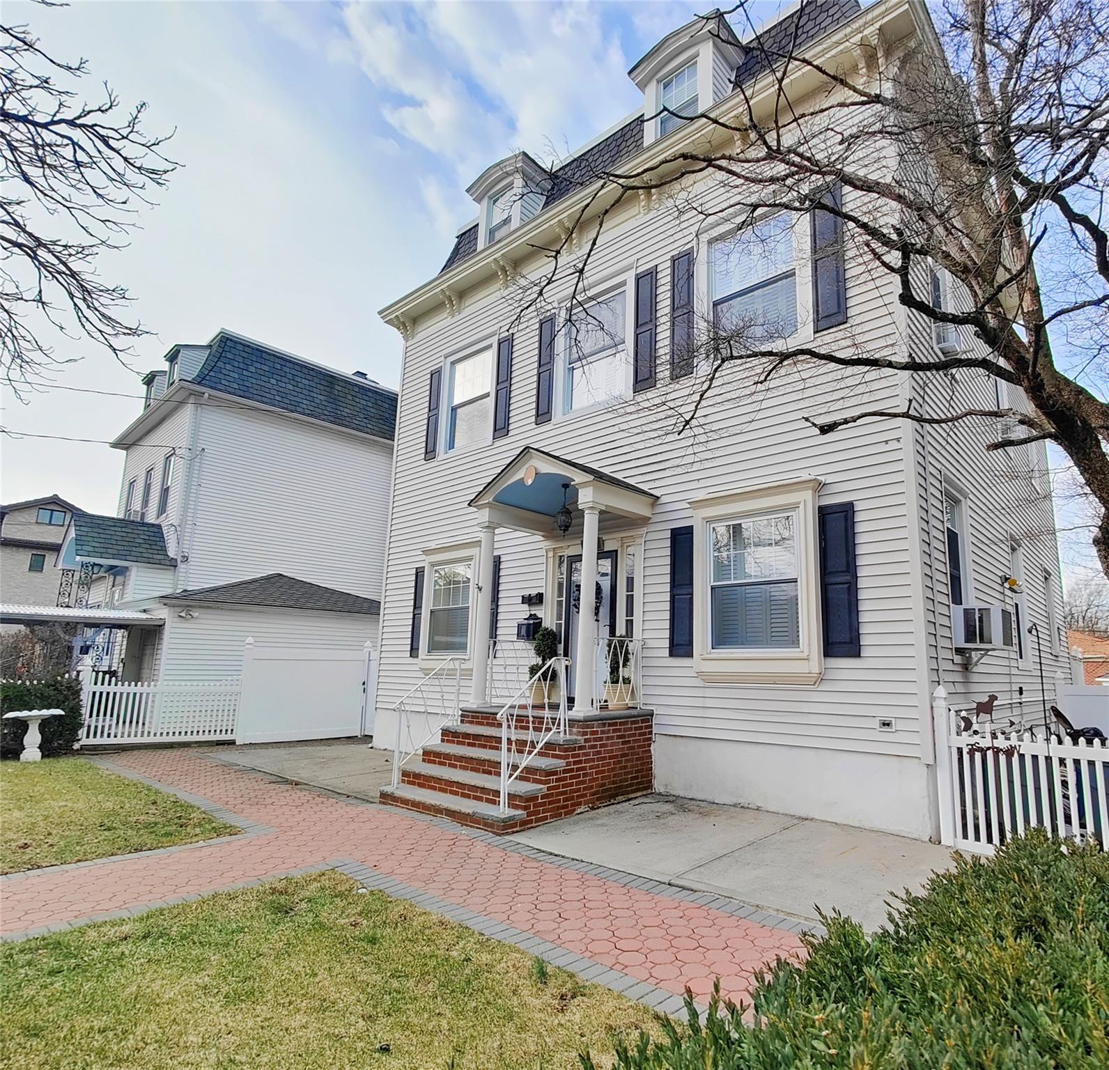 Single Family 150th  Queens, NY 11357, MLS-830388-5