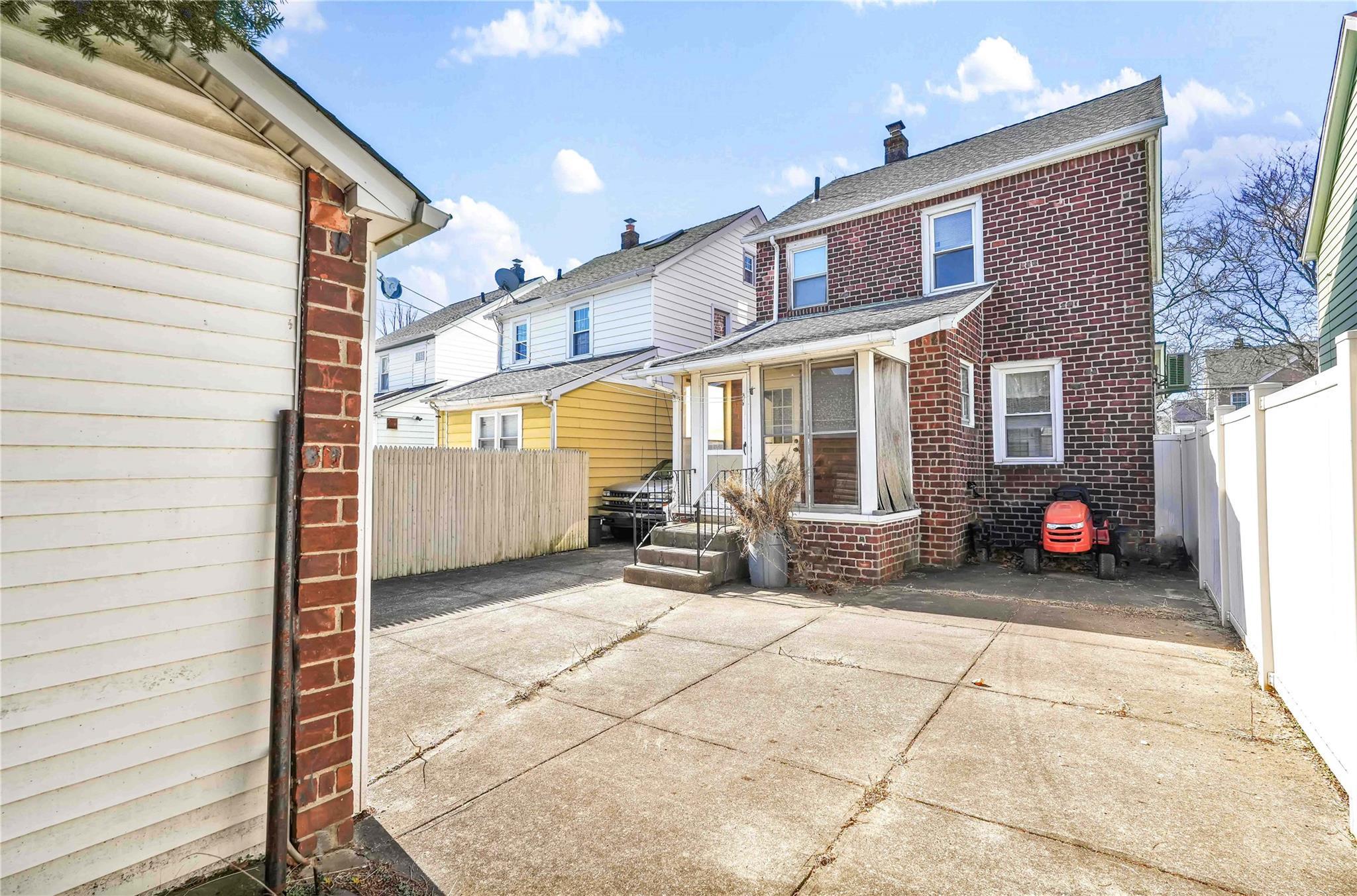 Single Family 239th  Queens, NY 11426, MLS-830403-22