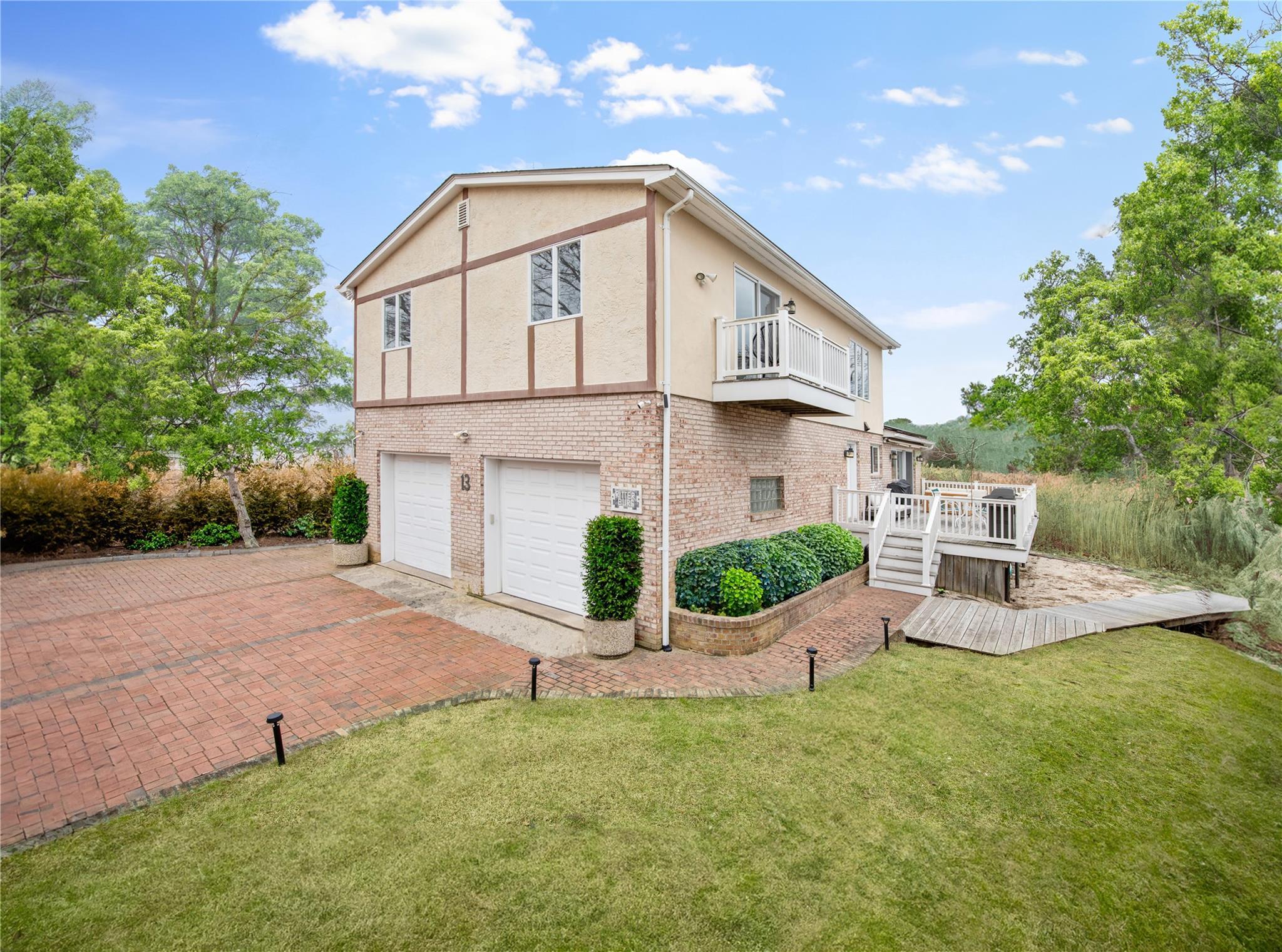 Single Family Bayberry  Suffolk County, NY 11942, MLS-830411-12