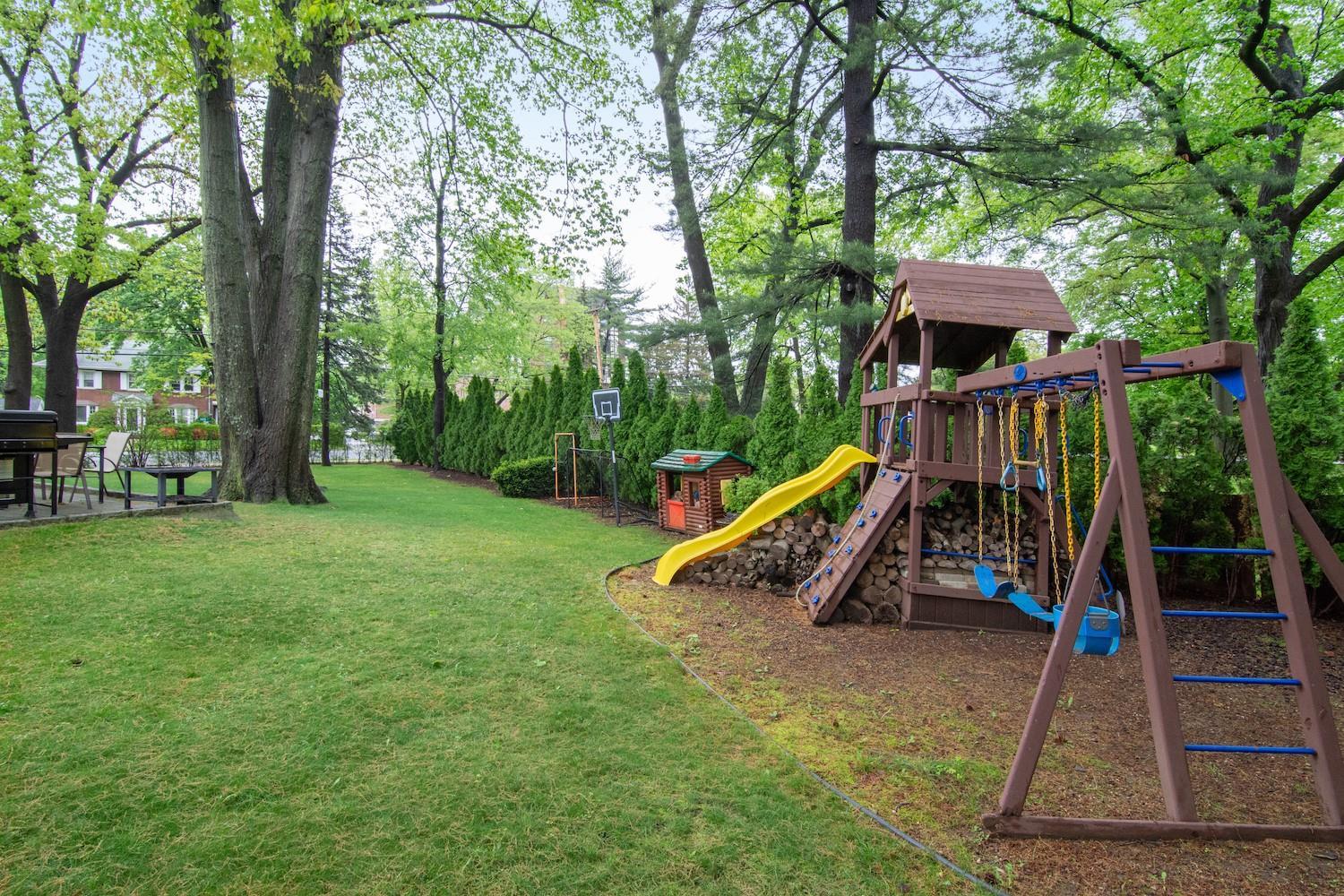 Single Family Hazen  Westchester County, NY 10803, MLS-830424-22