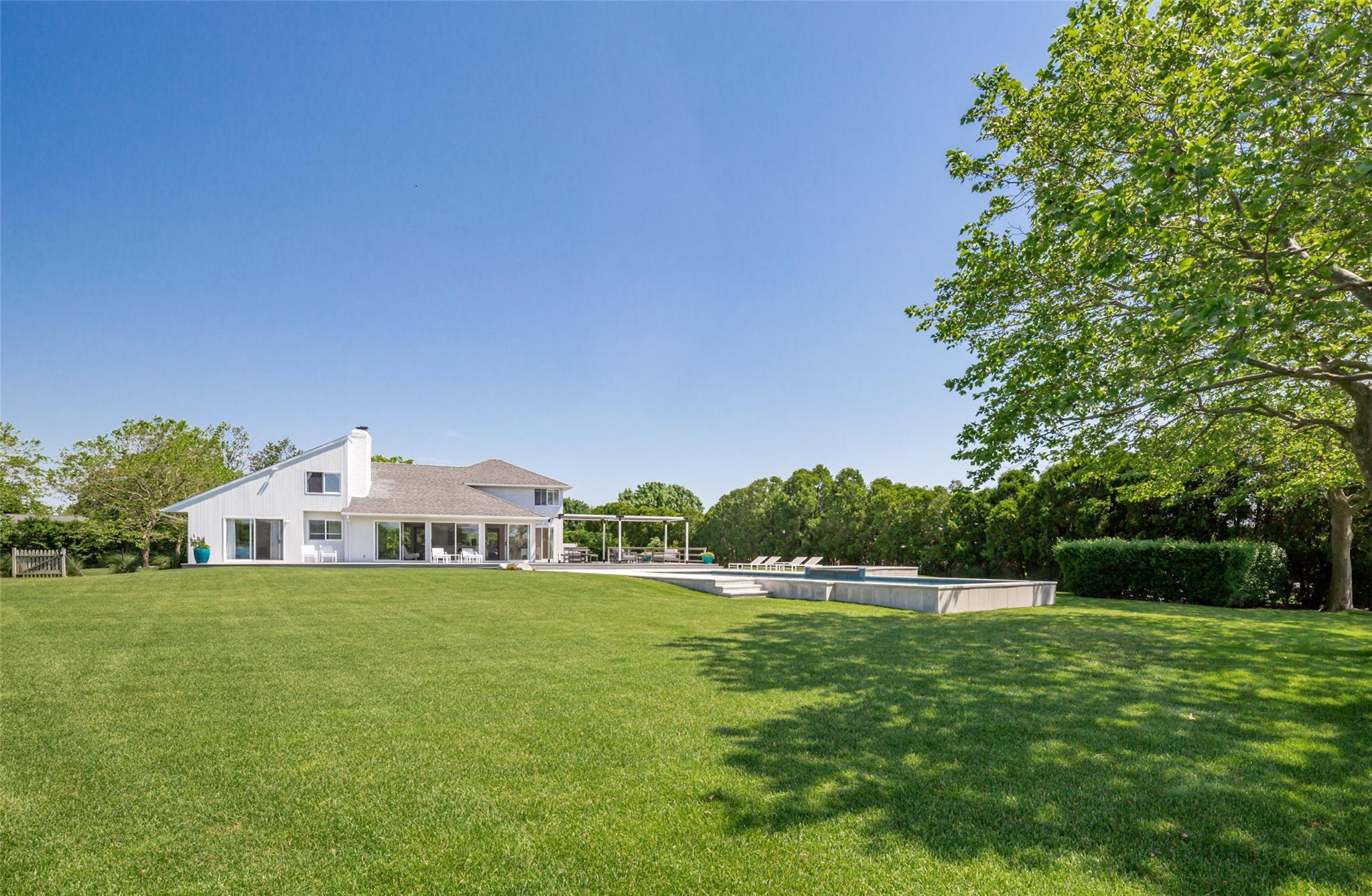 Single Family Winding  Suffolk County, NY 11976, MLS-830502-28