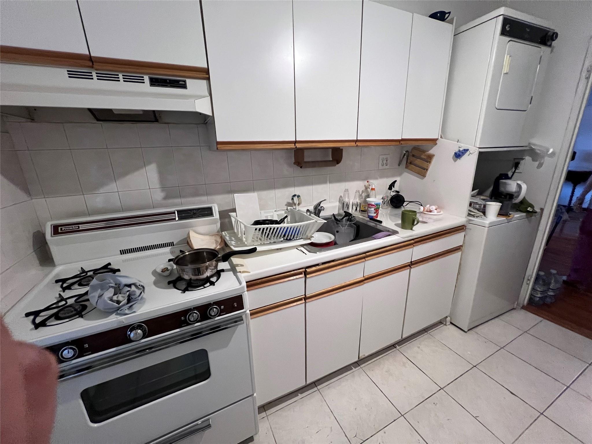Coop Barnes  Bronx, NY 10462, MLS-830519-10