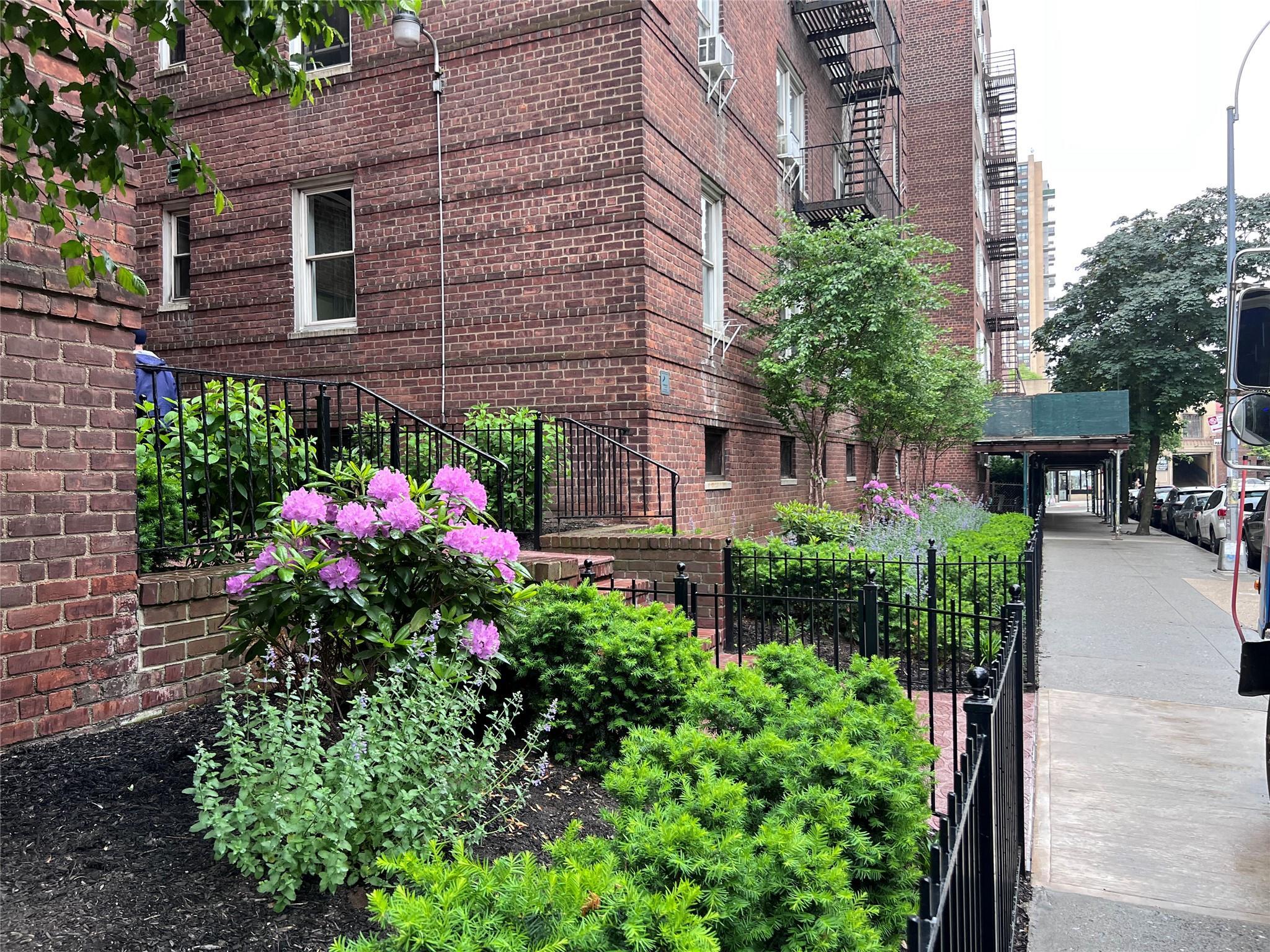 Coop Barnes  Bronx, NY 10462, MLS-830519-20