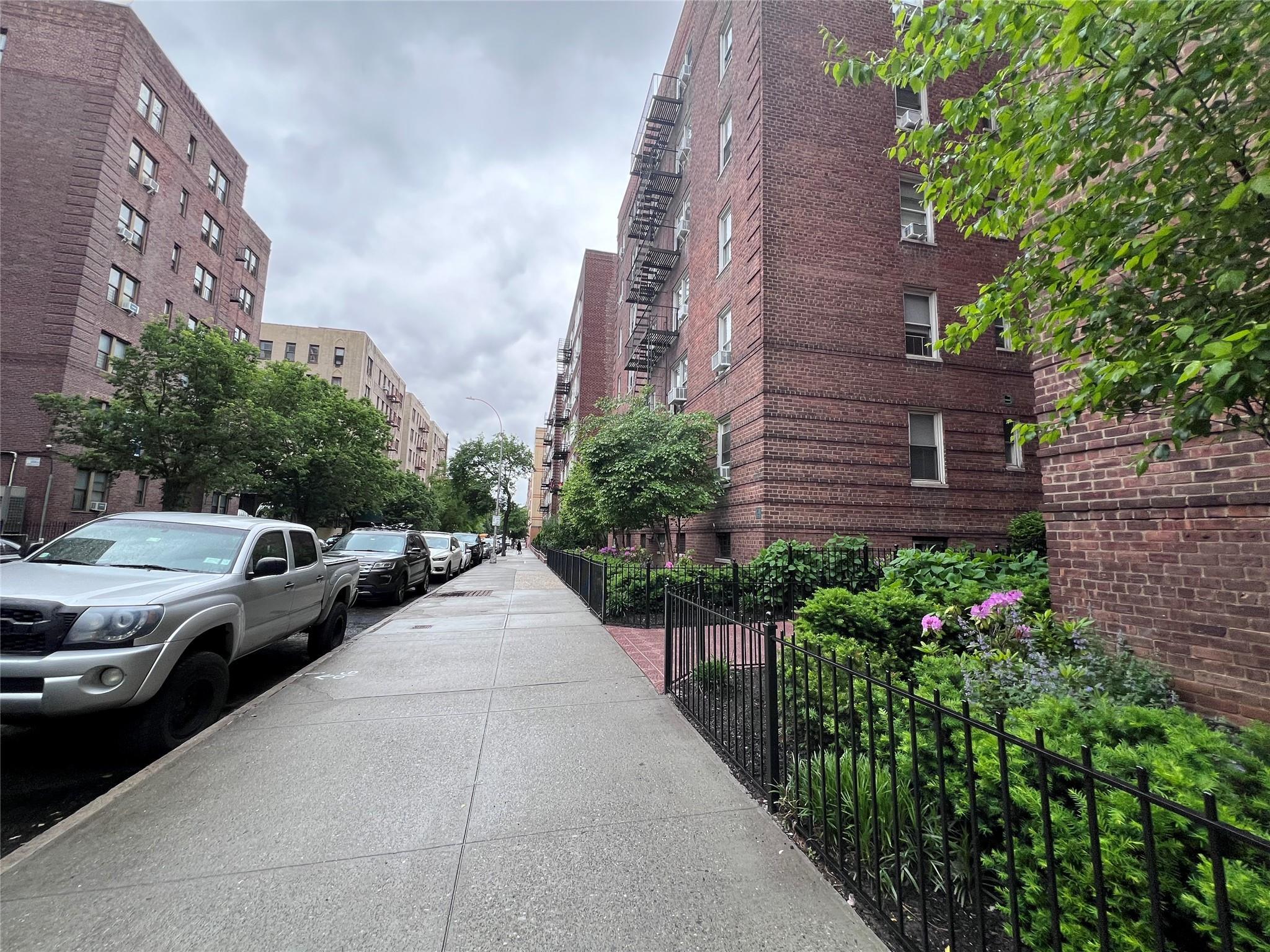 Coop Barnes  Bronx, NY 10462, MLS-830519-21