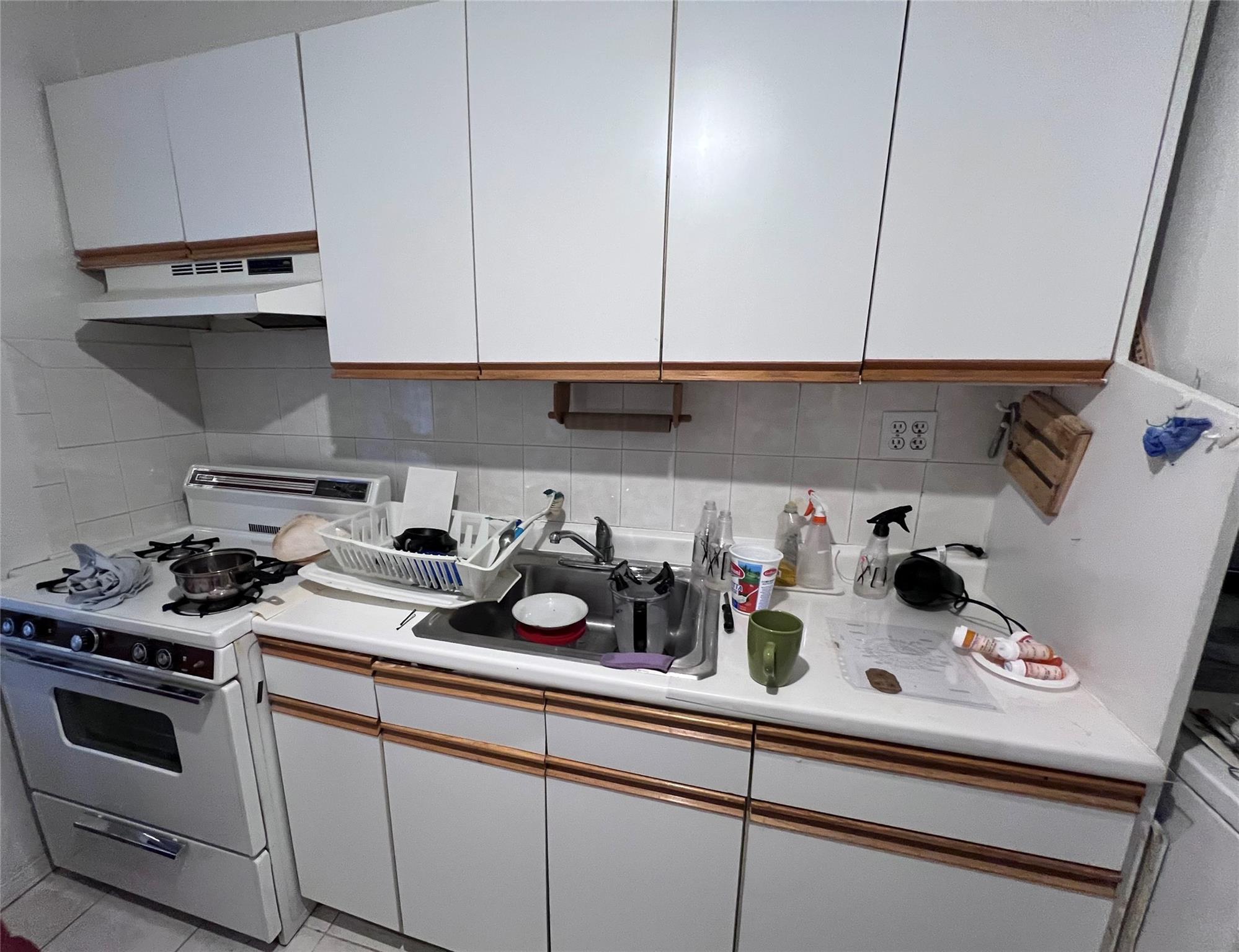Coop Barnes  Bronx, NY 10462, MLS-830519-8