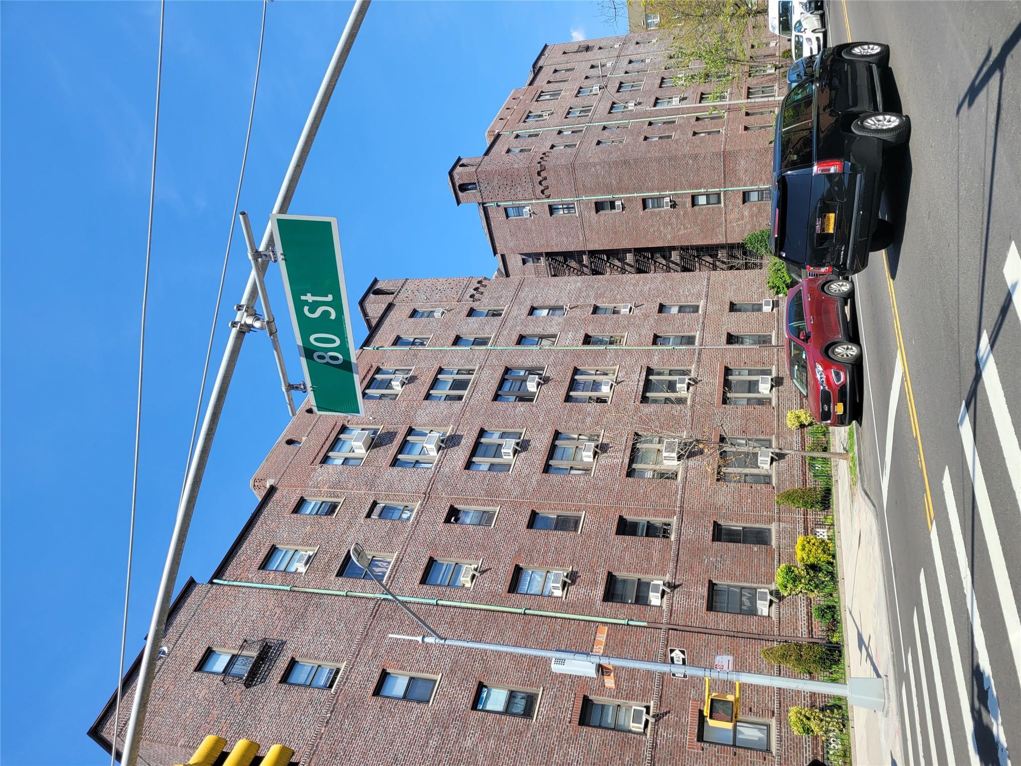 Condo South  Queens, NY 11372, MLS-830521-2