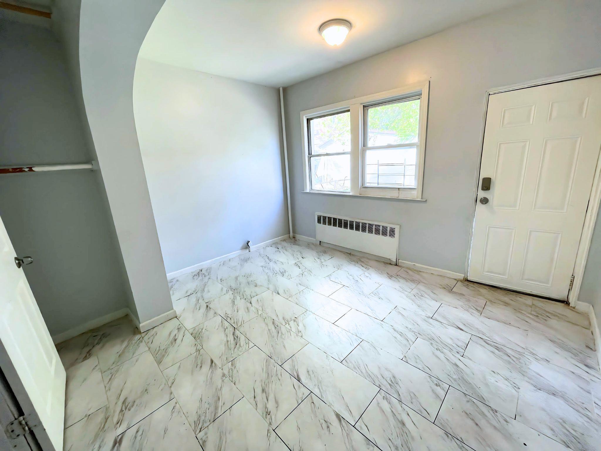 Single Family 213th  Bronx, NY 10469, MLS-830579-2