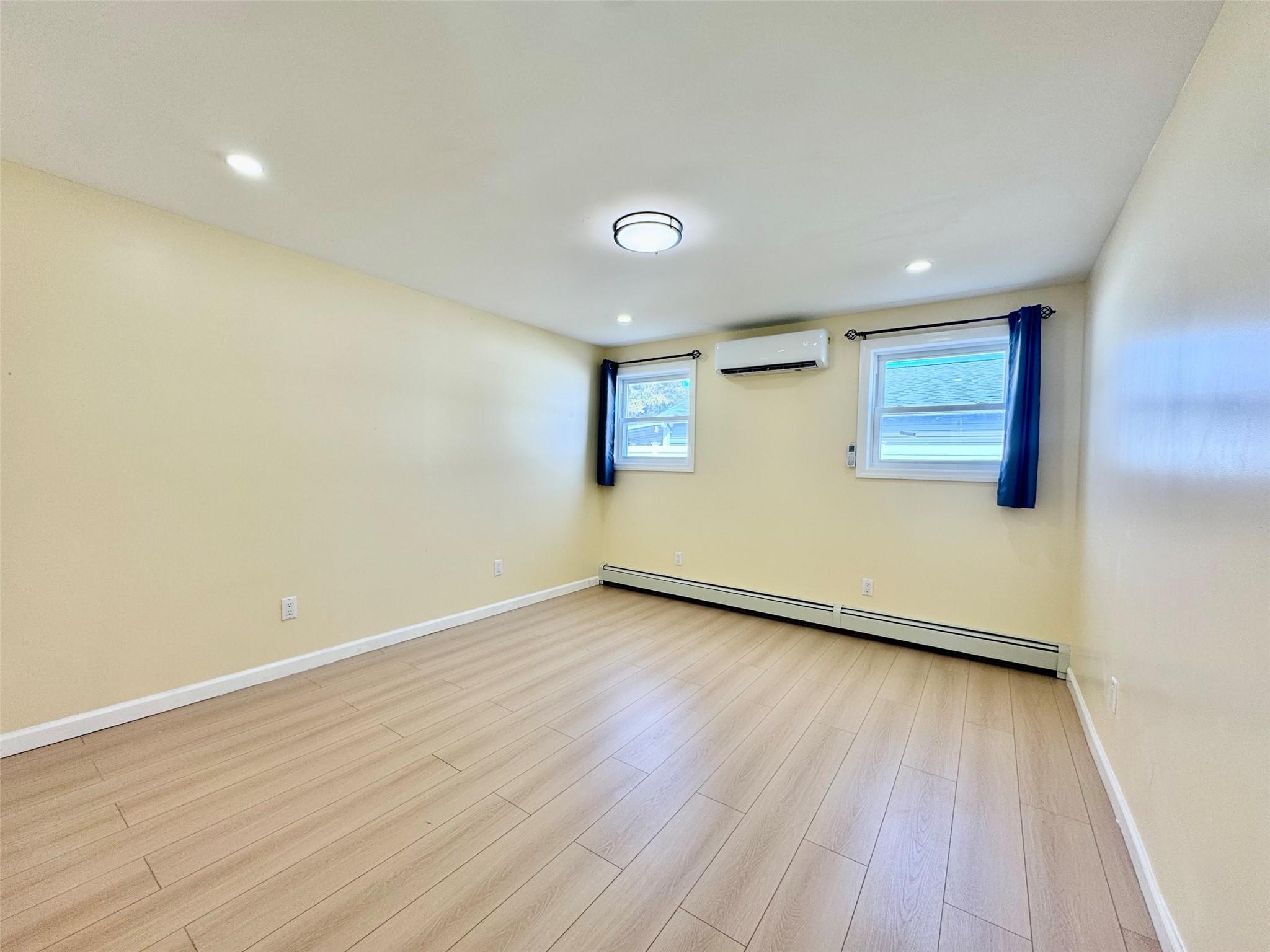 Single Family Carriere  Nassau County, NY 11714, MLS-830600-11